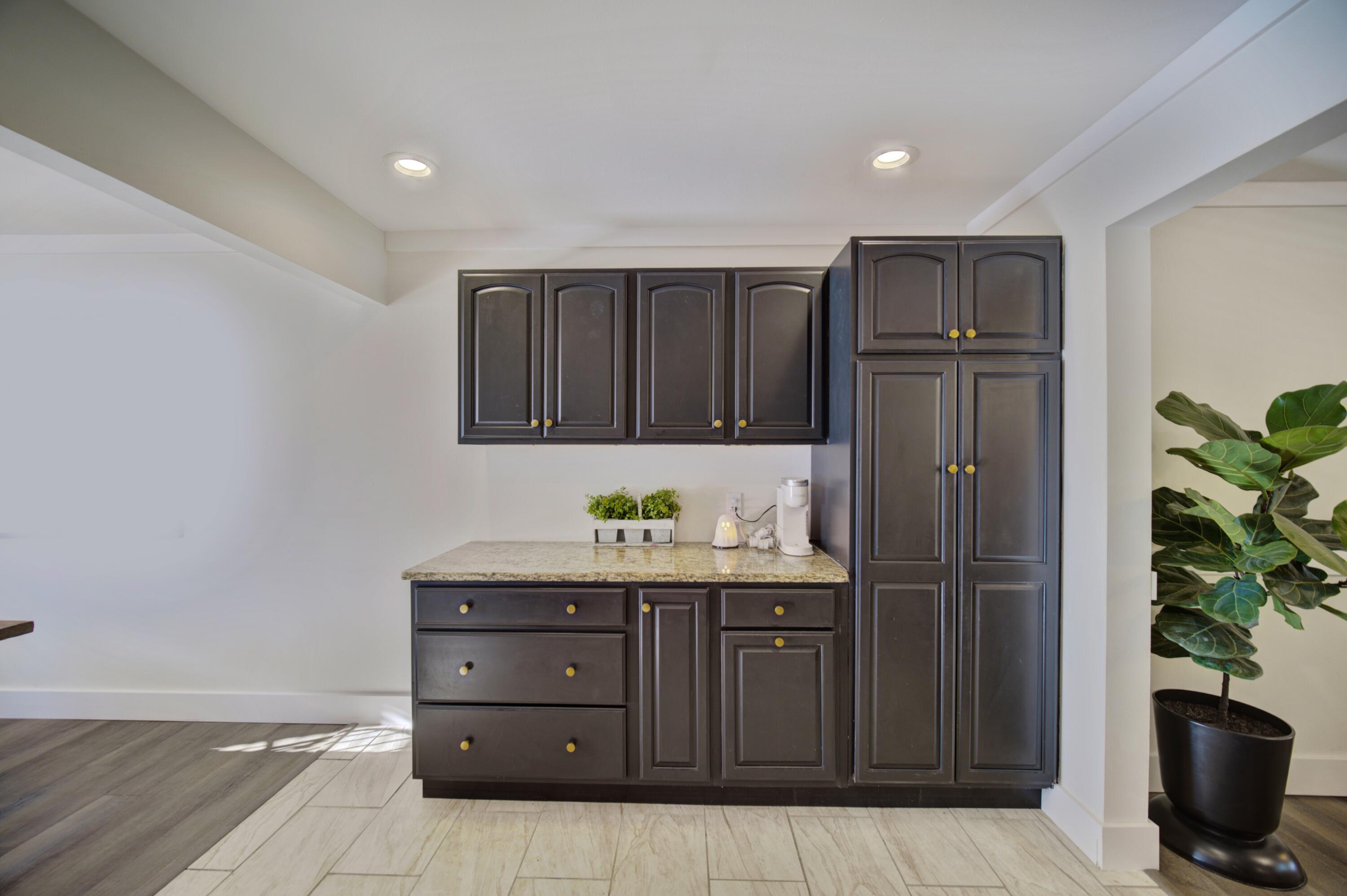 CREEKSIDE 3 - Residential Lease