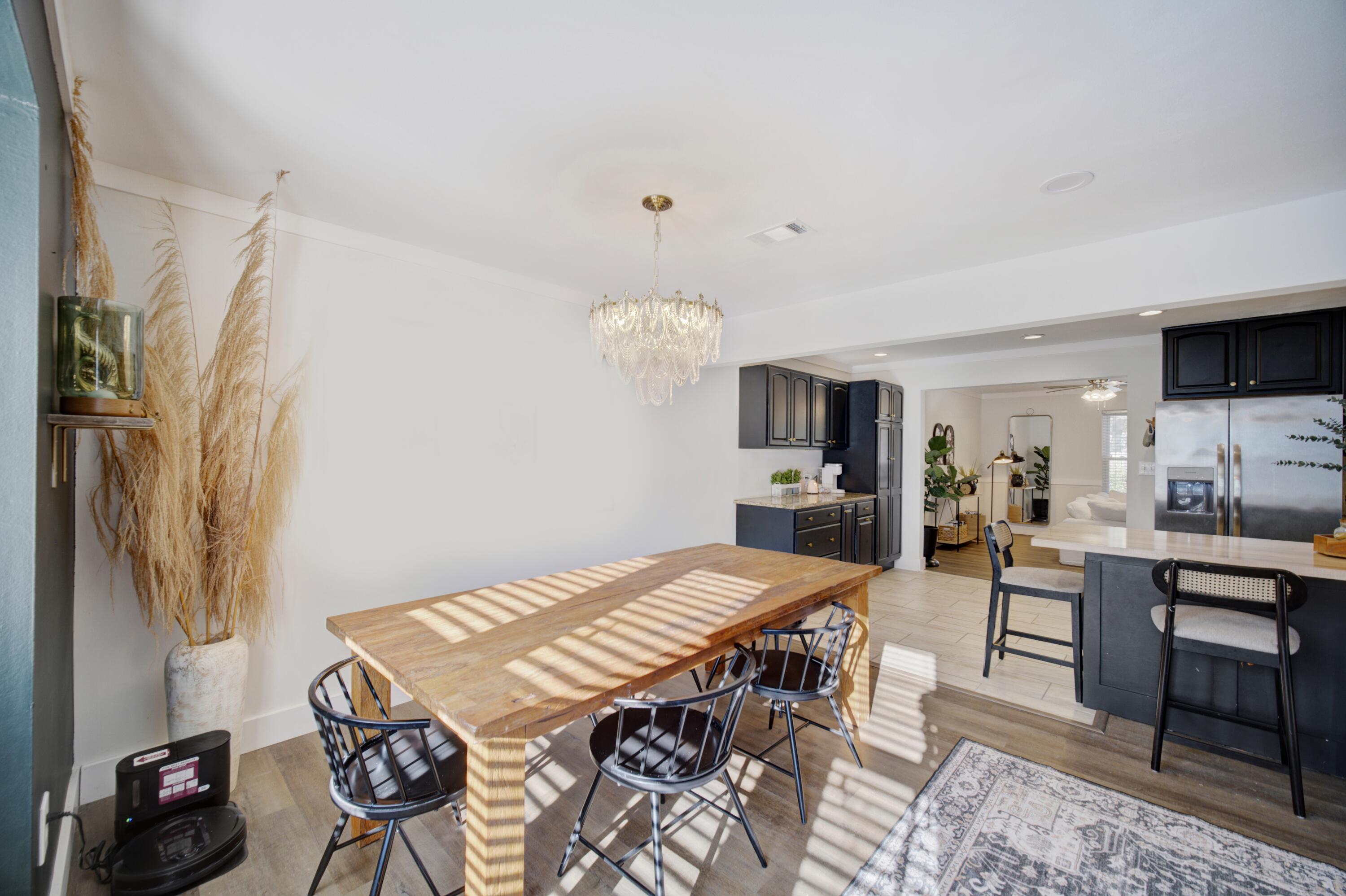 CREEKSIDE 3 - Residential Lease