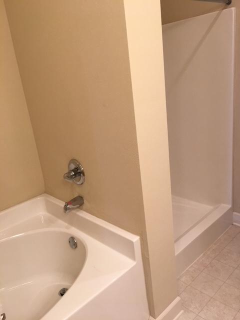 ARBOR LAKE PHASE II - Residential Lease