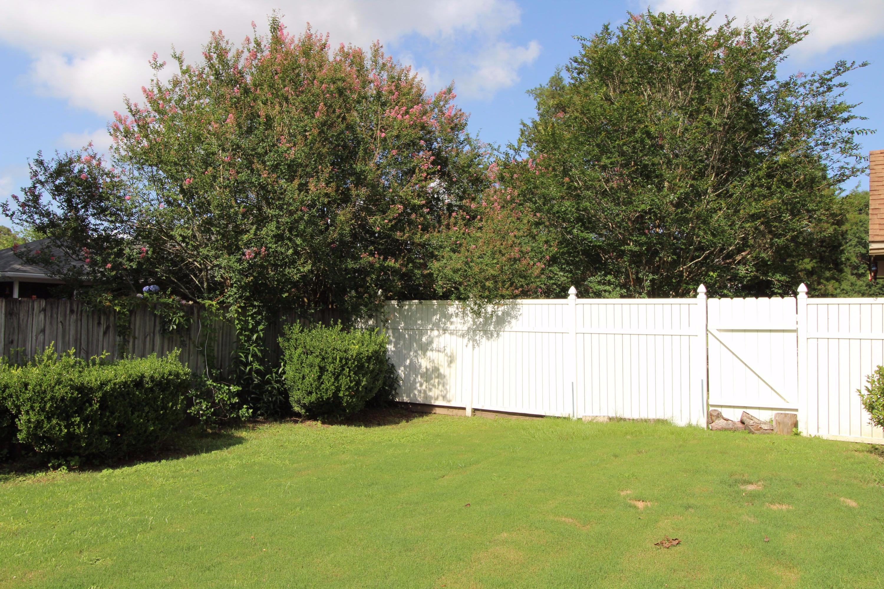 DOGWOOD ESTATES - Residential