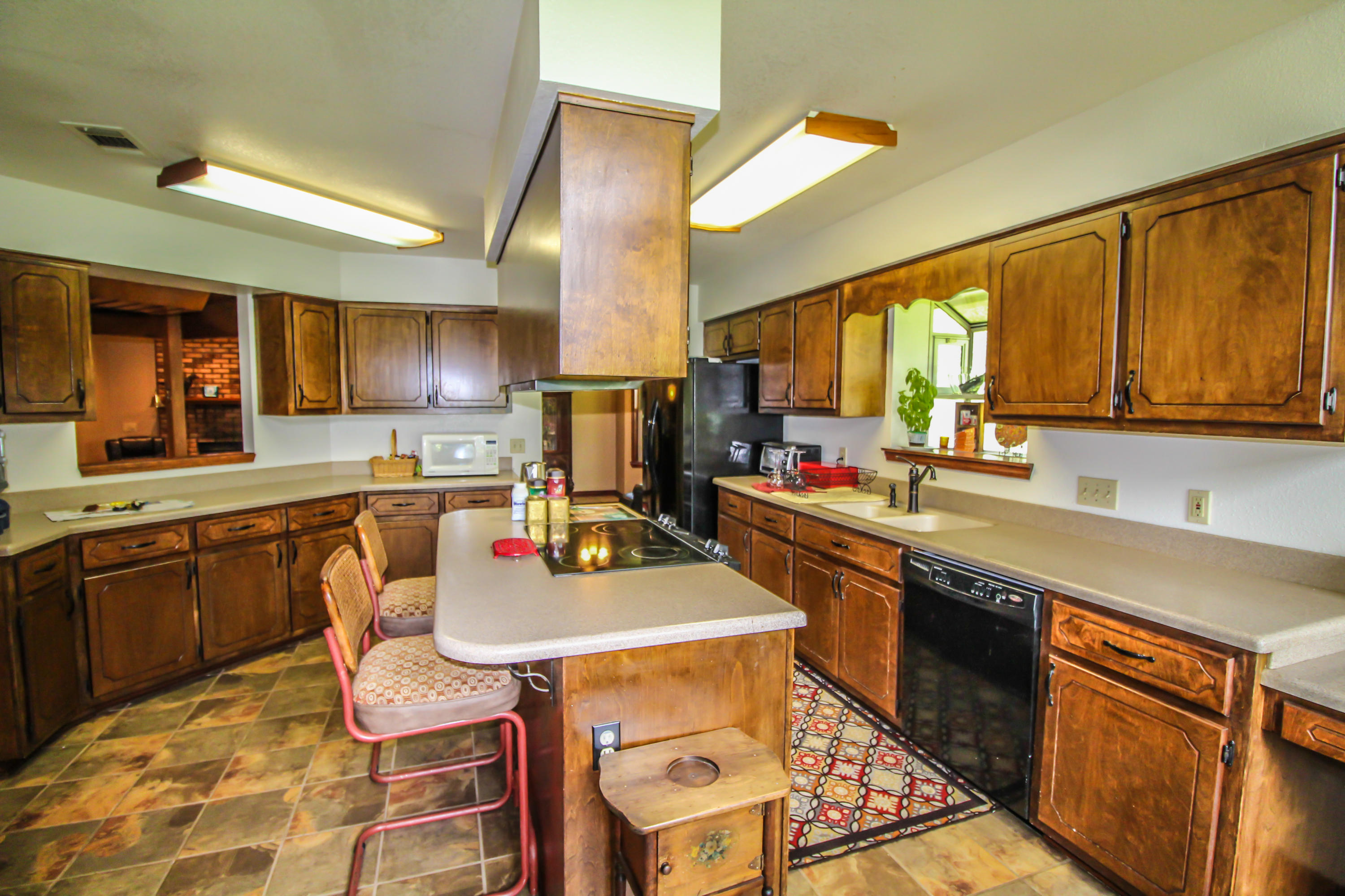 DOGWOOD ESTATES - Residential