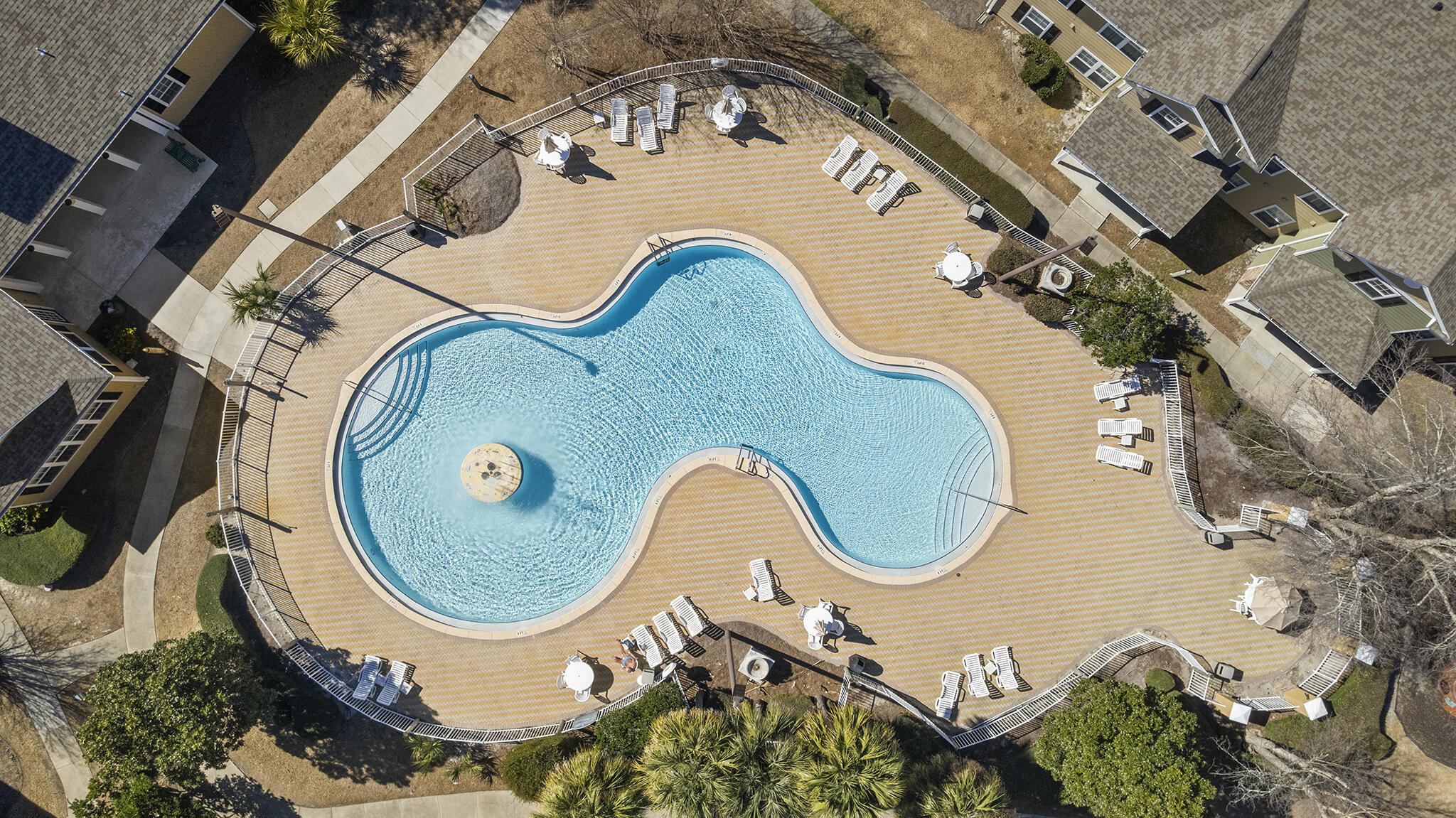 NAUTILUS CONDO - Residential