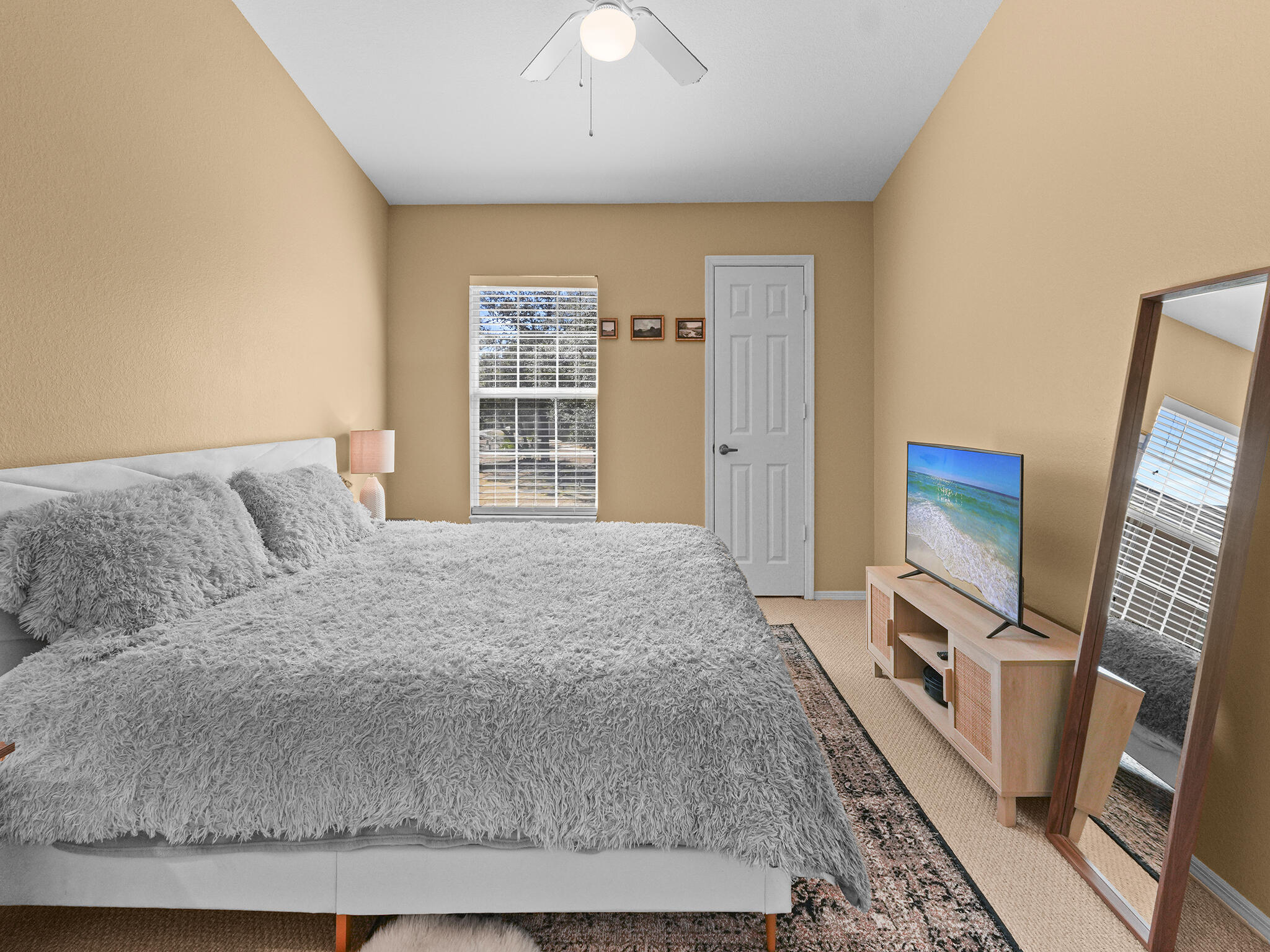 NAUTILUS CONDO - Residential