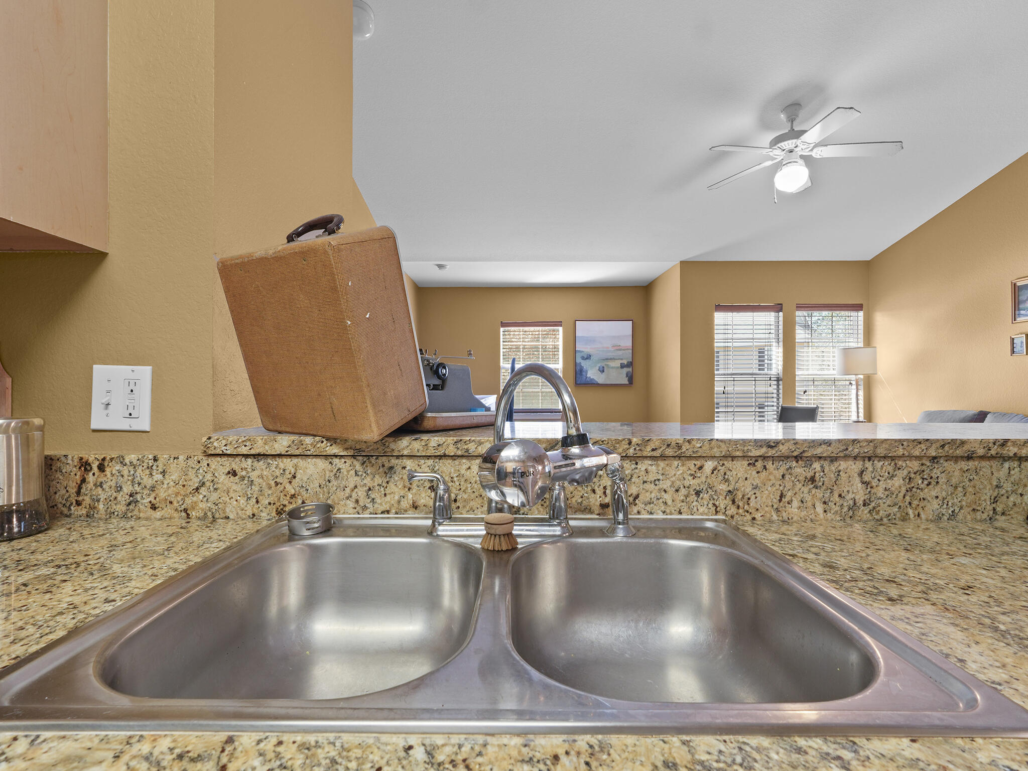 NAUTILUS CONDO - Residential