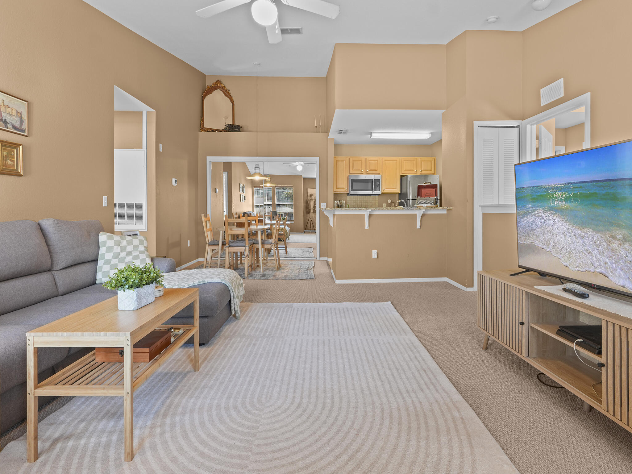 NAUTILUS CONDO - Residential