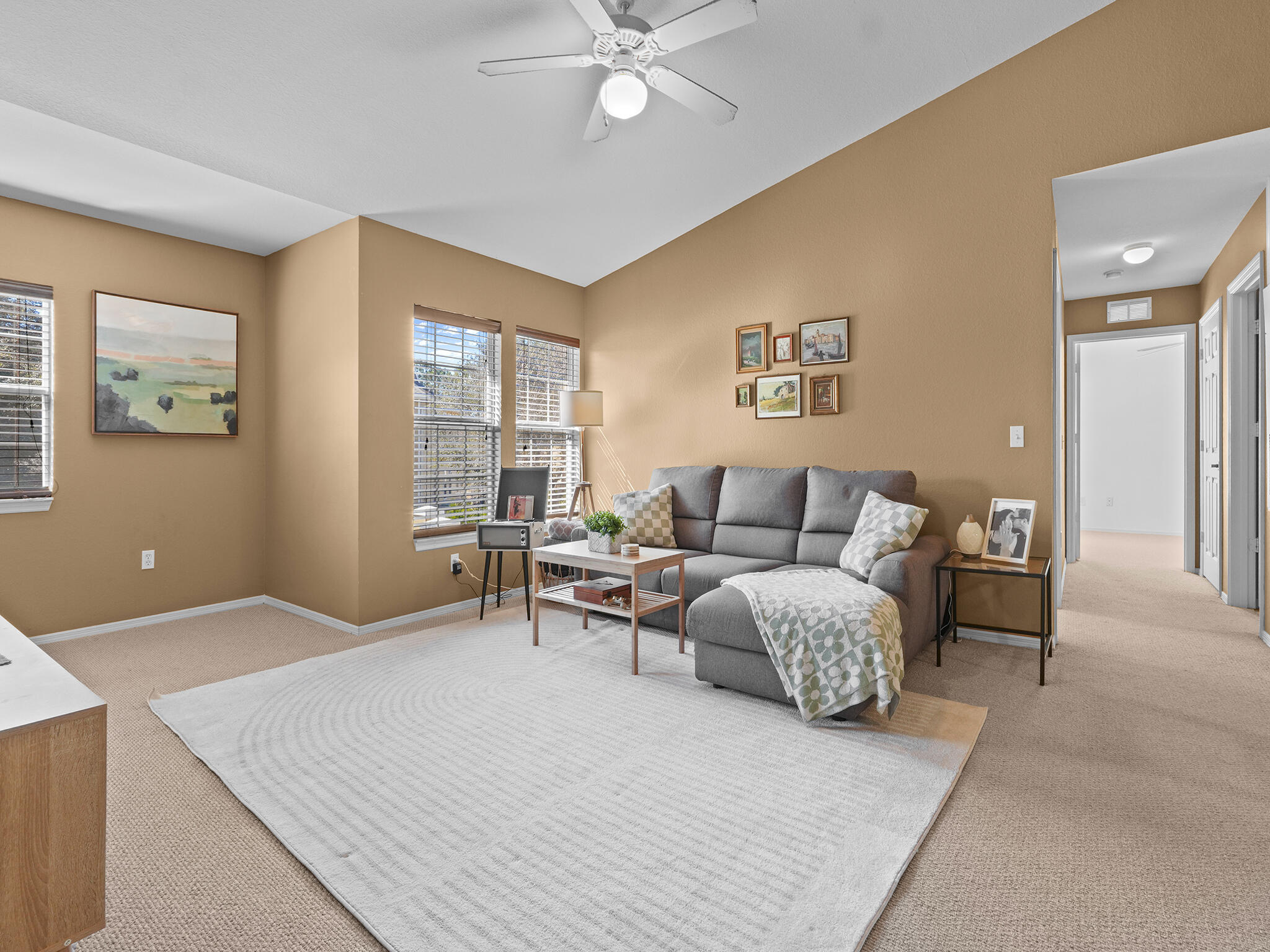 NAUTILUS CONDO - Residential