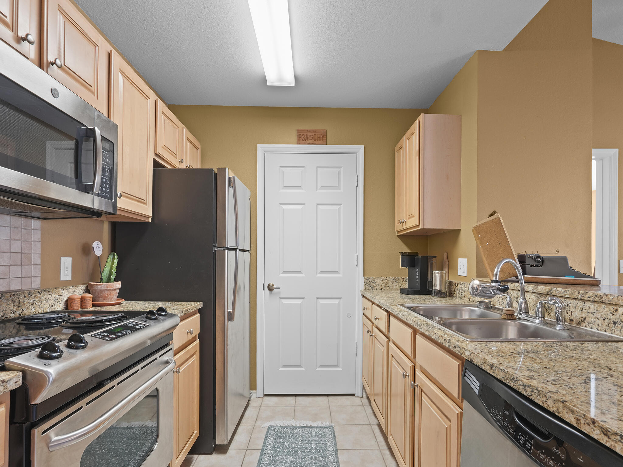 NAUTILUS CONDO - Residential