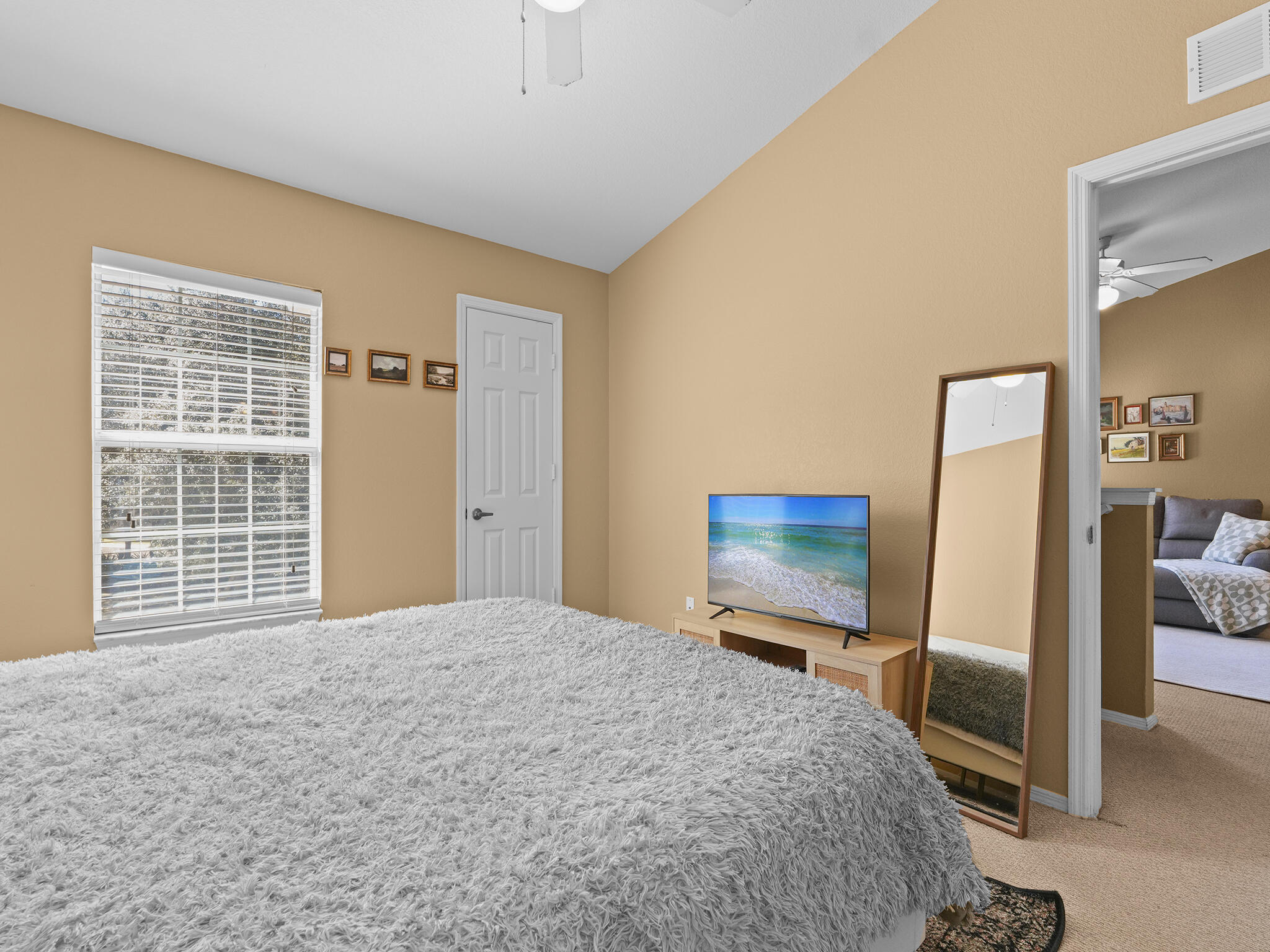 NAUTILUS CONDO - Residential