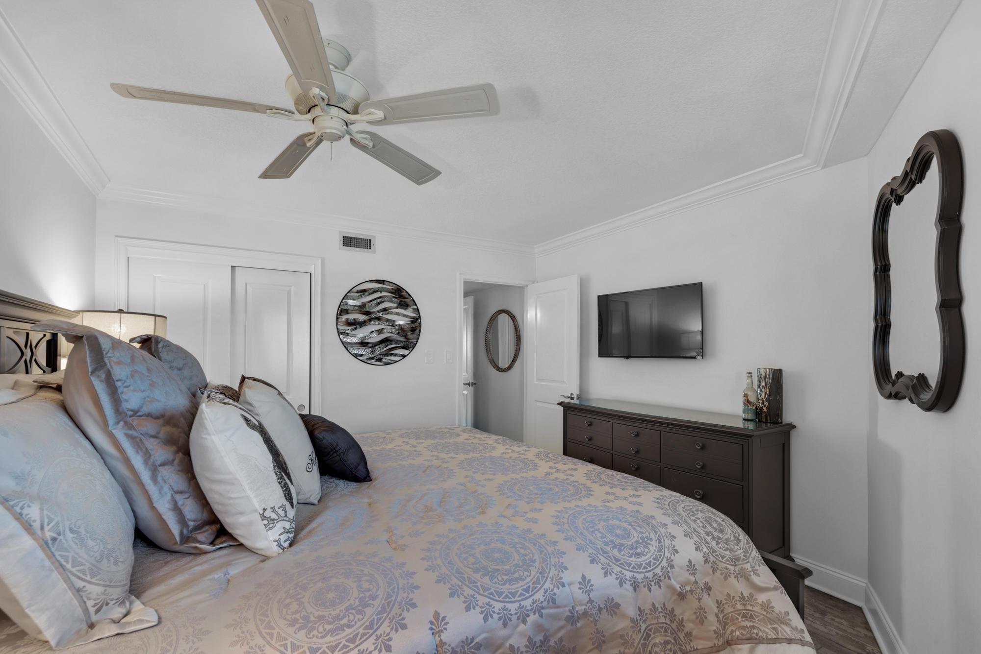 EDGEWATER BEACH CONDO PH 1 - Residential