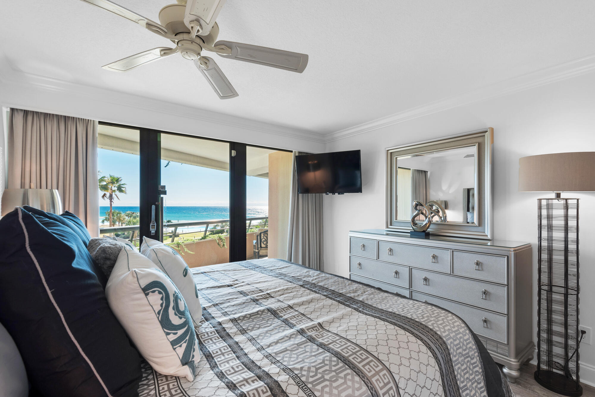 EDGEWATER BEACH CONDO PH 1 - Residential