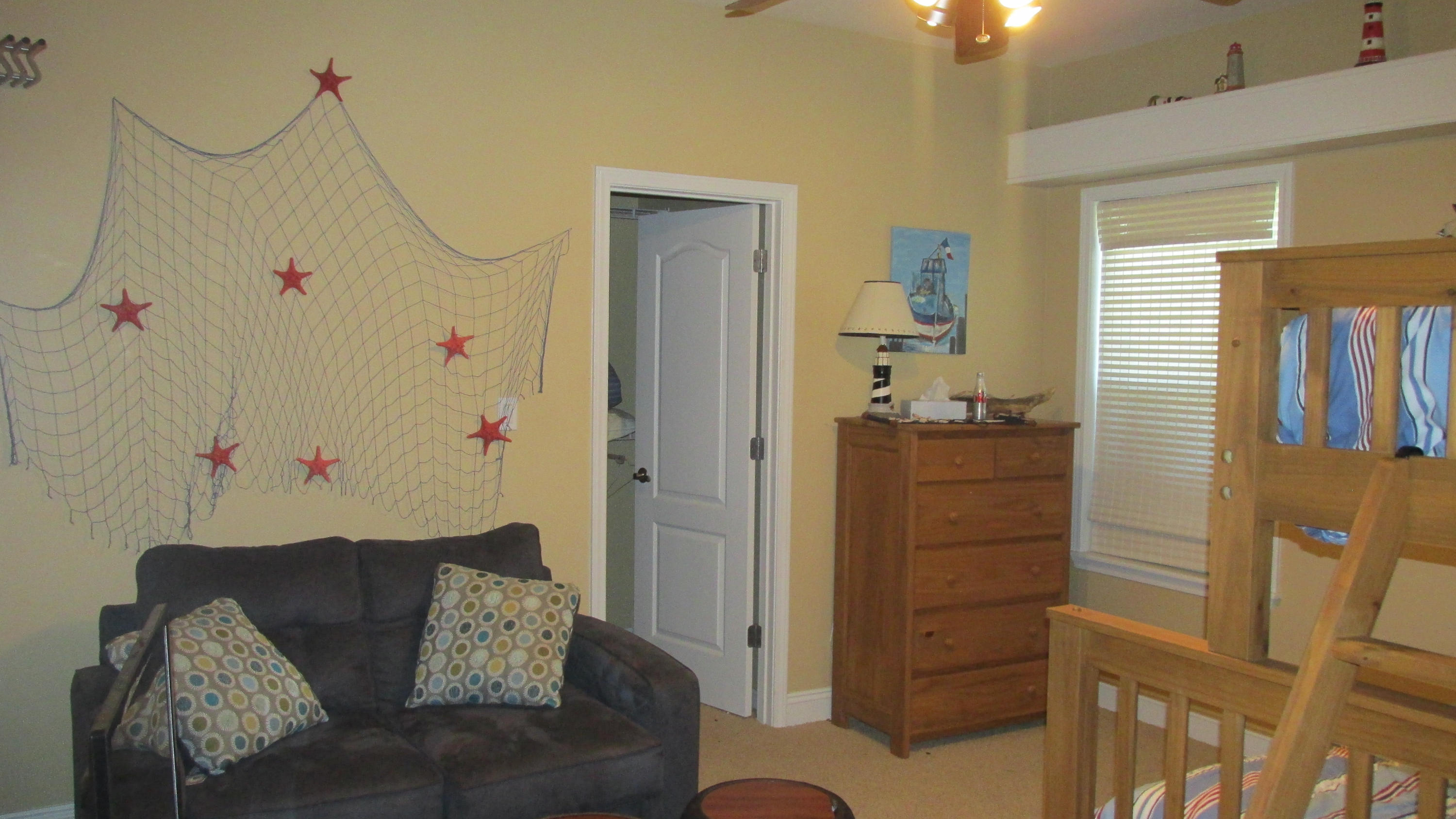 EMERALD LAKES PH 1 - Residential Lease