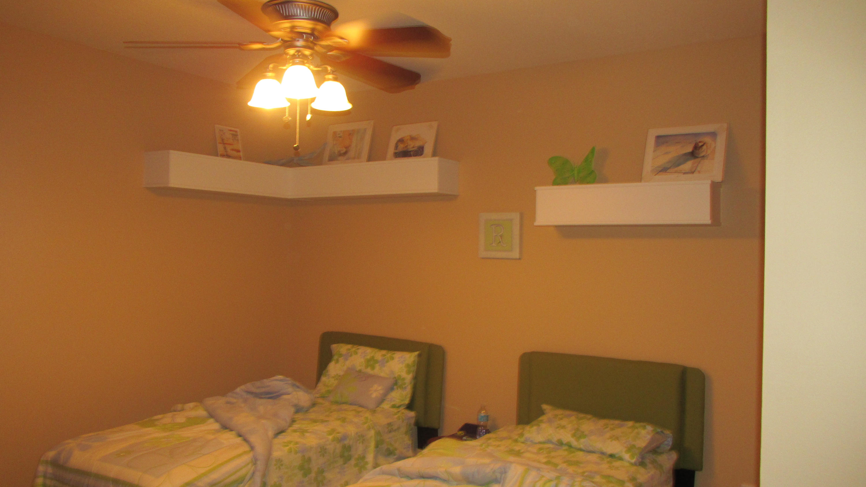 EMERALD LAKES PH 1 - Residential Lease