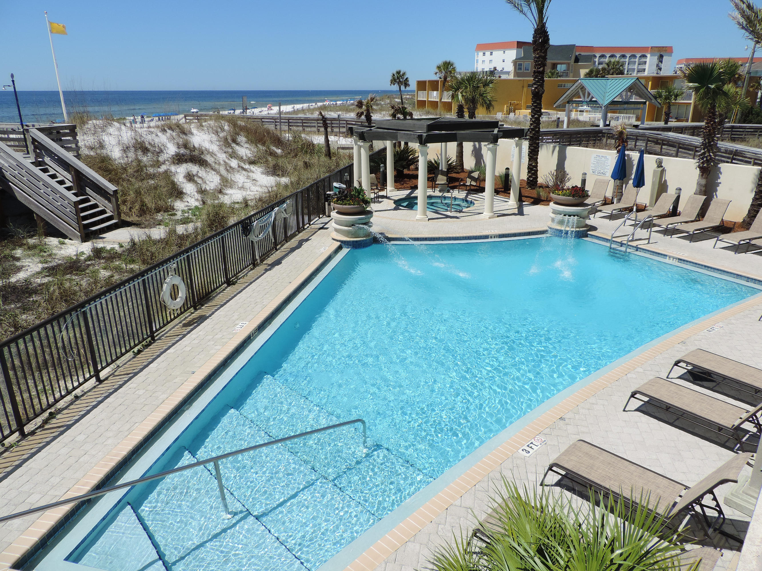 BELLA RIVA - Residential