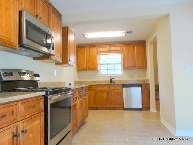 BAYVIEW MANOR - Residential