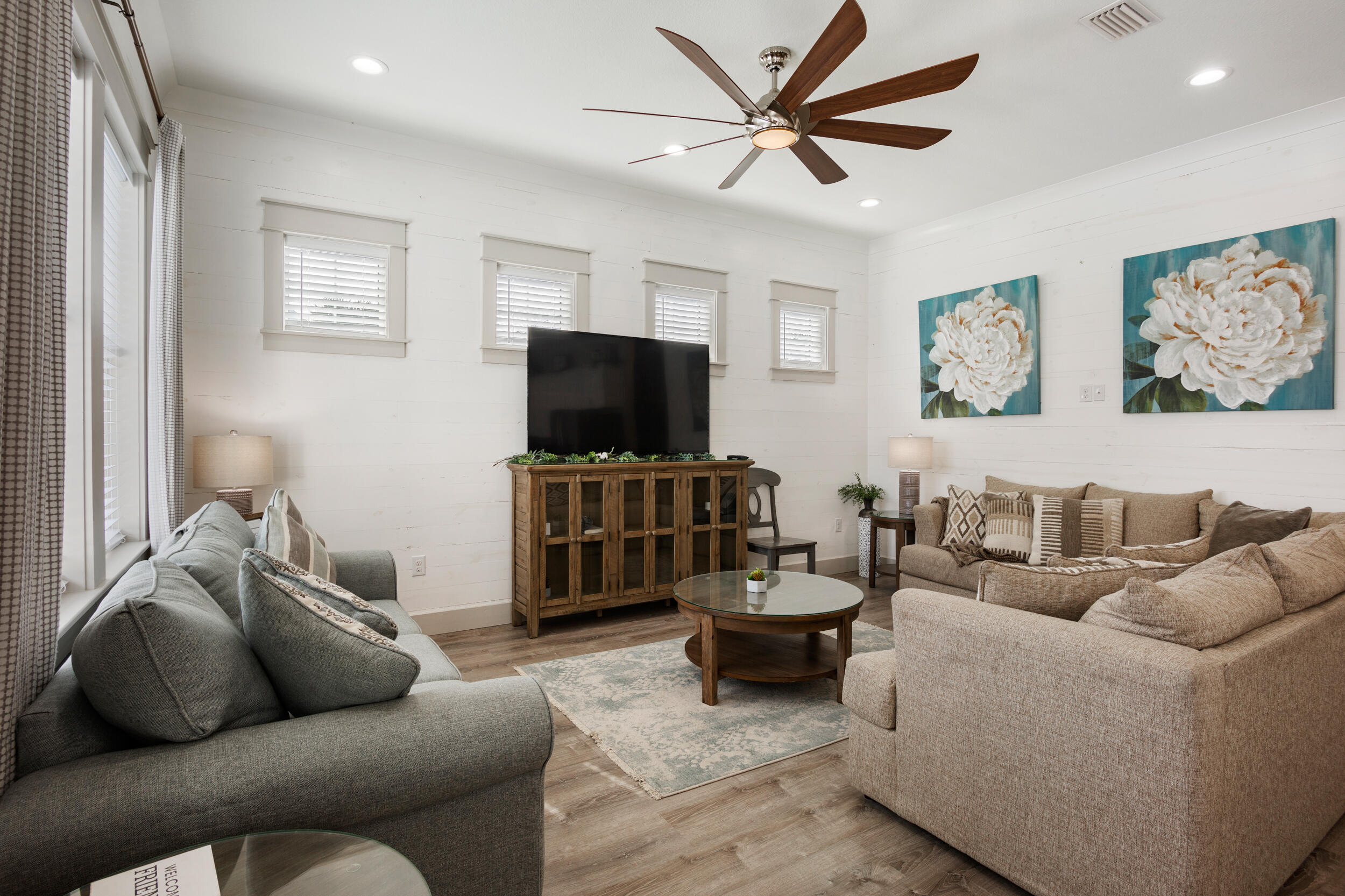 FRANGISTA BEACH 2ND ADDN - Residential