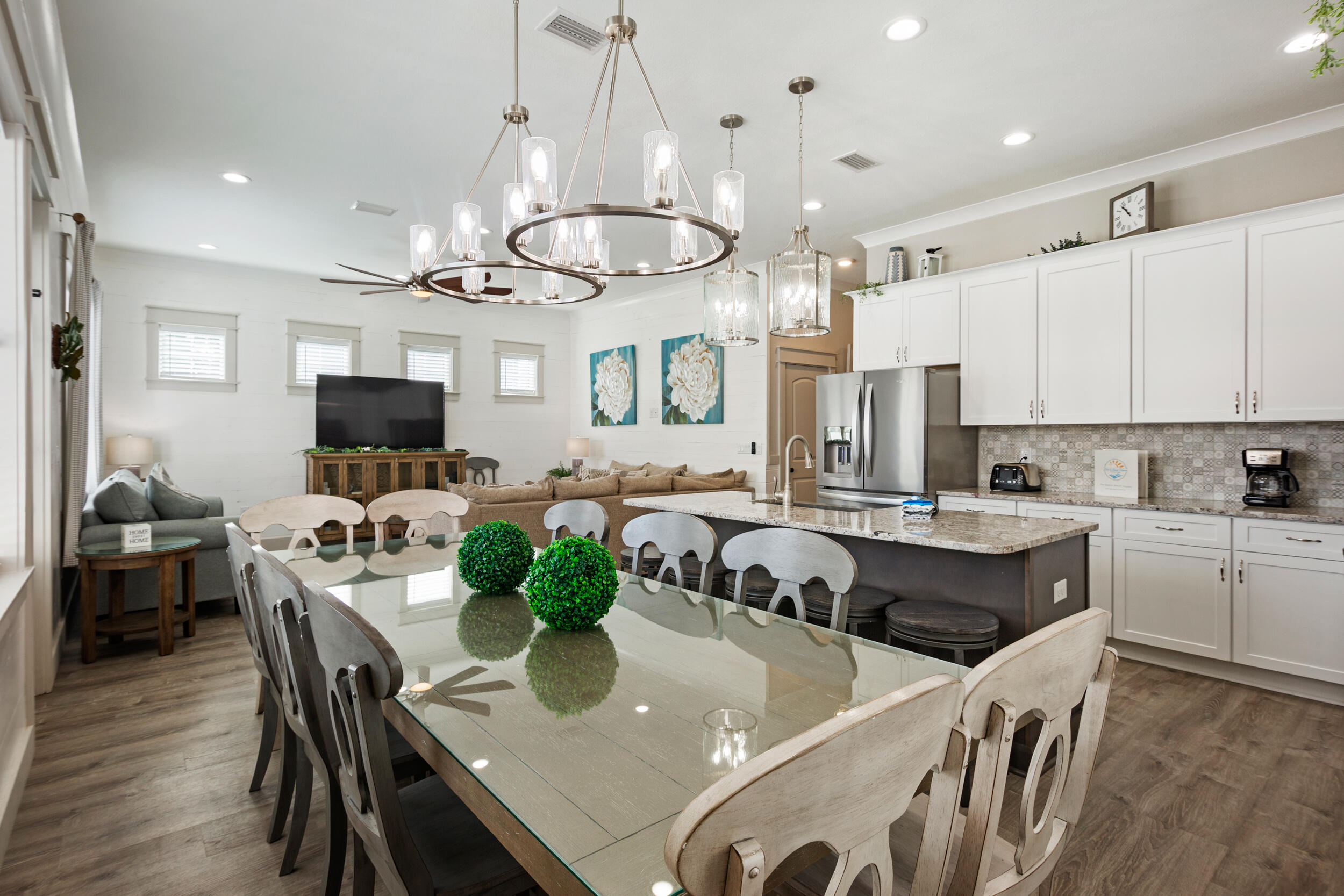 FRANGISTA BEACH 2ND ADDN - Residential