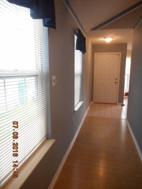 HUNTERS RUN S/D - Residential Lease