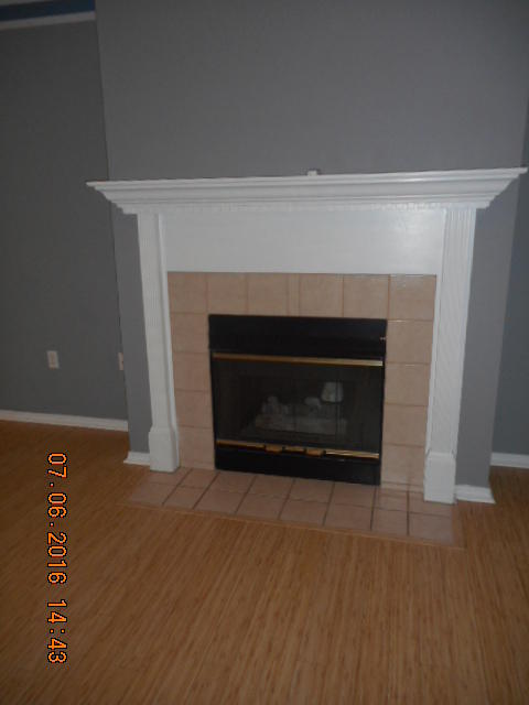 HUNTERS RUN S/D - Residential Lease