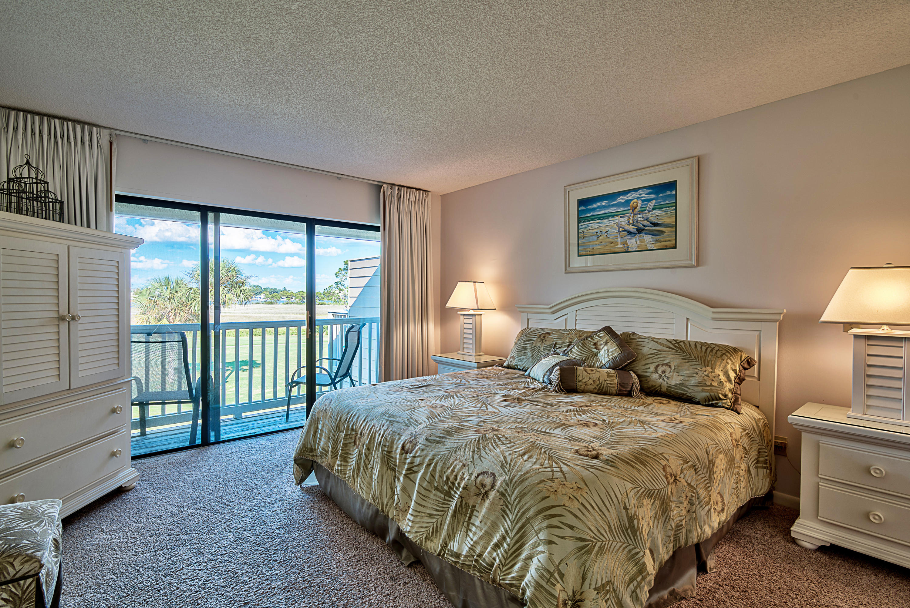 HARBOUR POINT CONDO - Residential