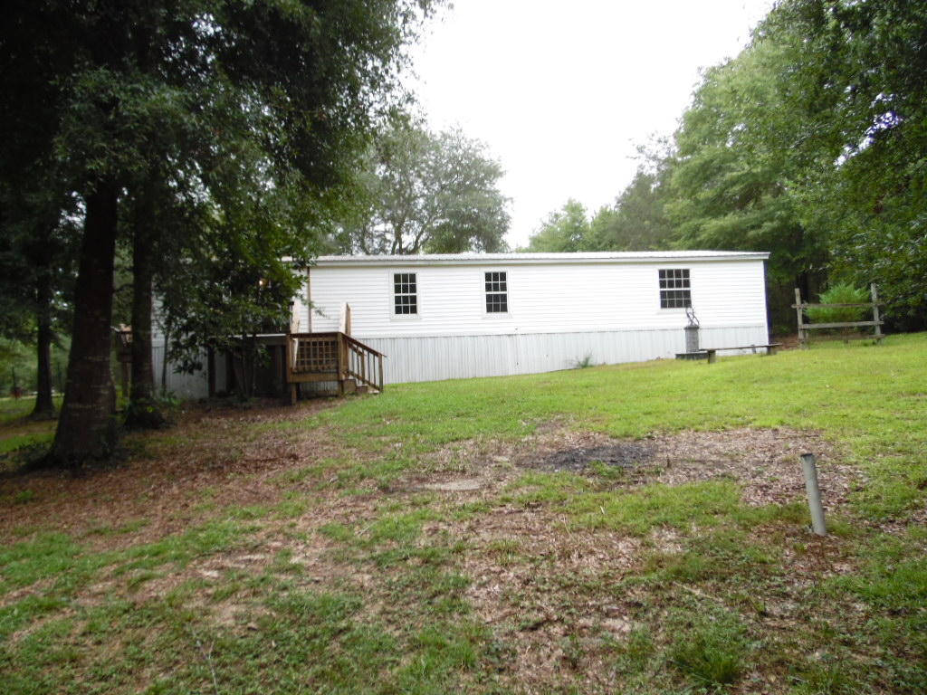 NO RECORDED SUBDIVISION - Residential