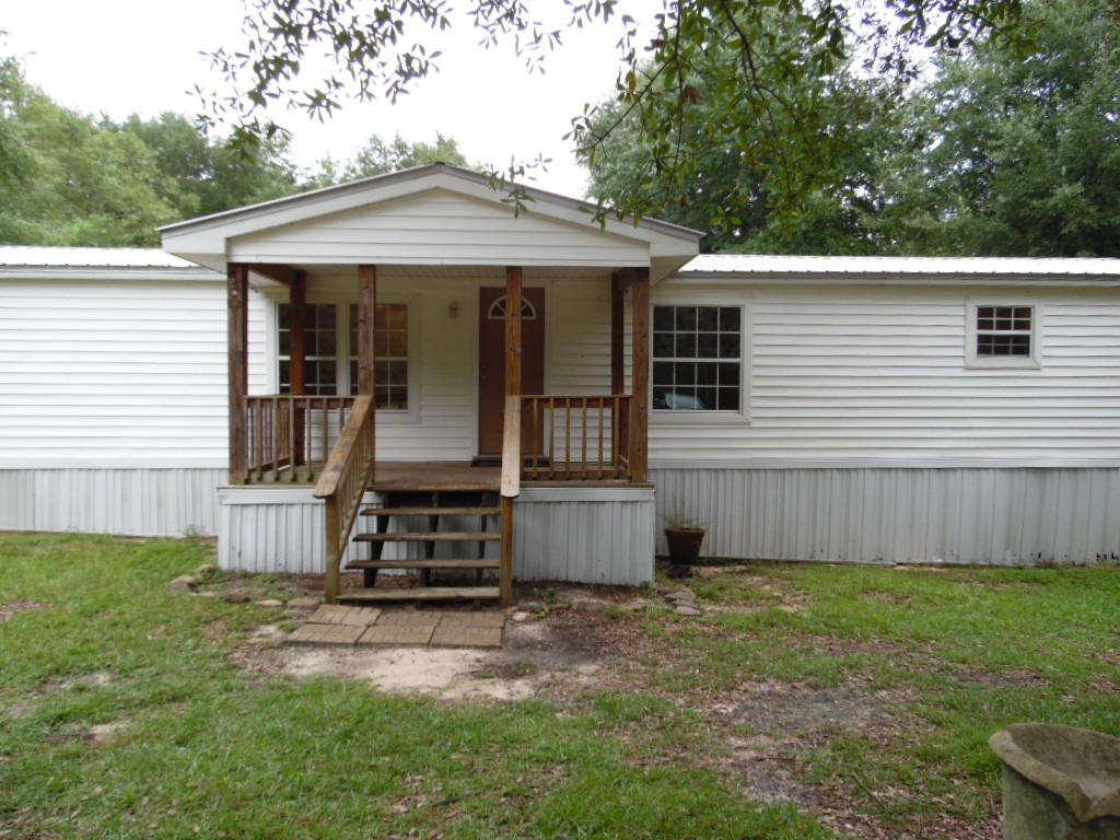 NO RECORDED SUBDIVISION - Residential