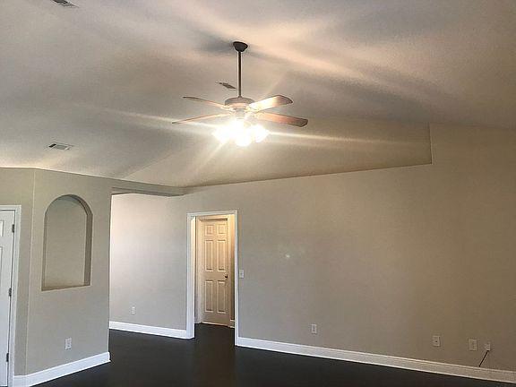 LEE FARM - Residential