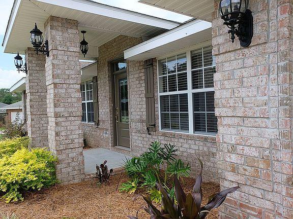 LEE FARM - Residential