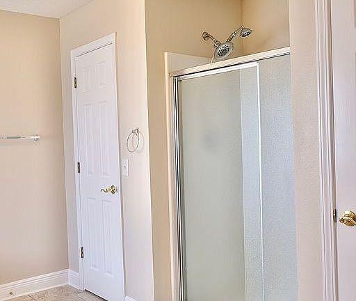 LEE FARM - Residential