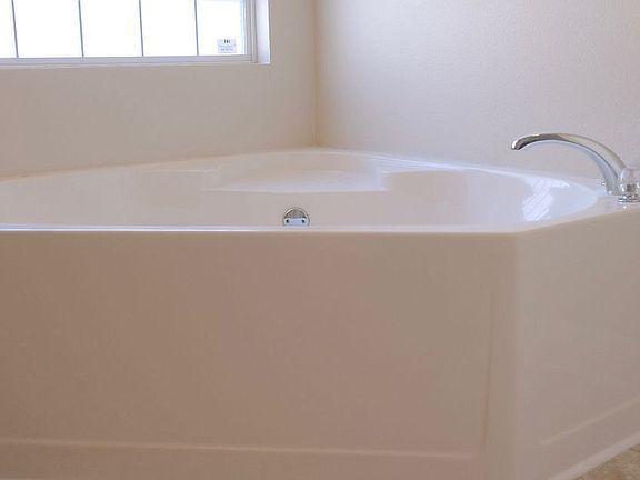 LEE FARM - Residential