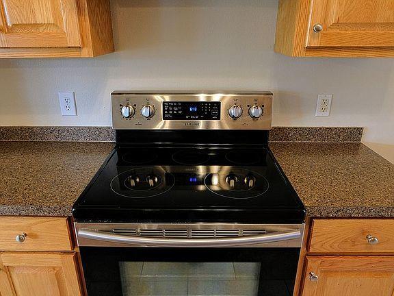 LEE FARM - Residential