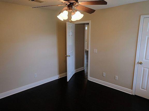 LEE FARM - Residential