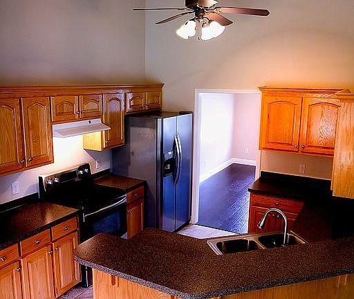 LEE FARM - Residential