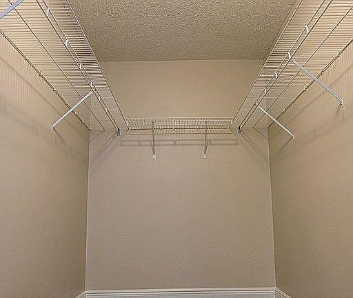 LEE FARM - Residential