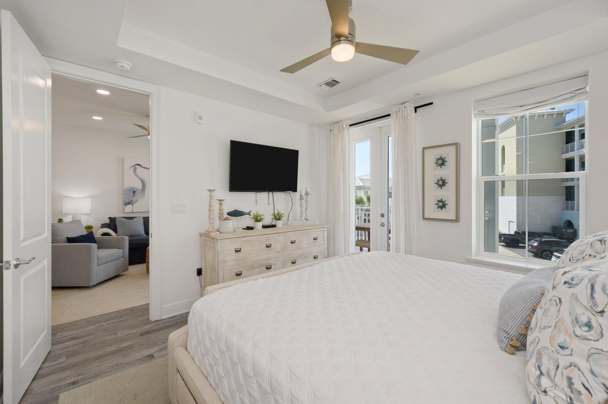 GULF PLACE RESIDENCES - Residential