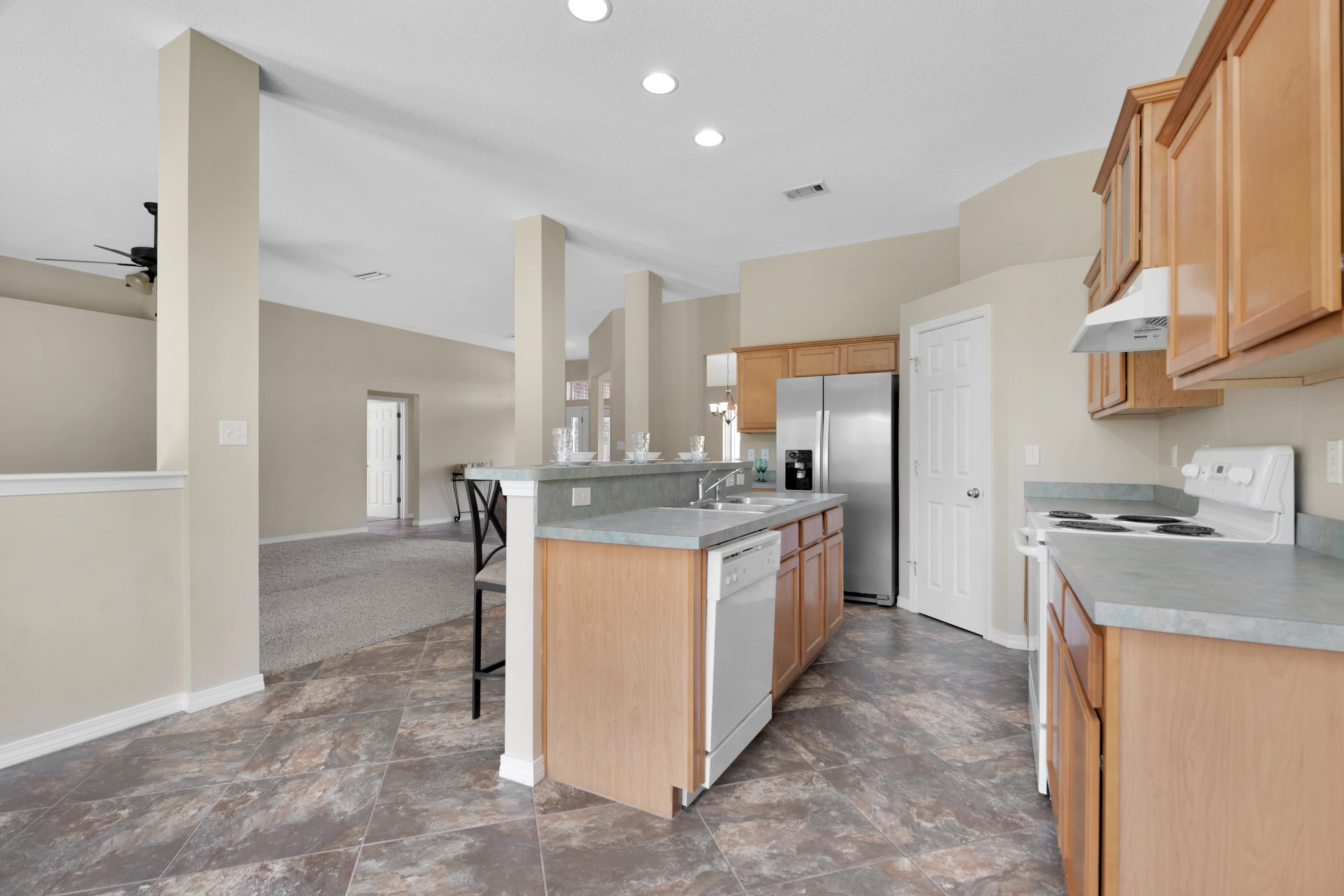 SKY RIDGE ESTATES 1ST ADD - Residential