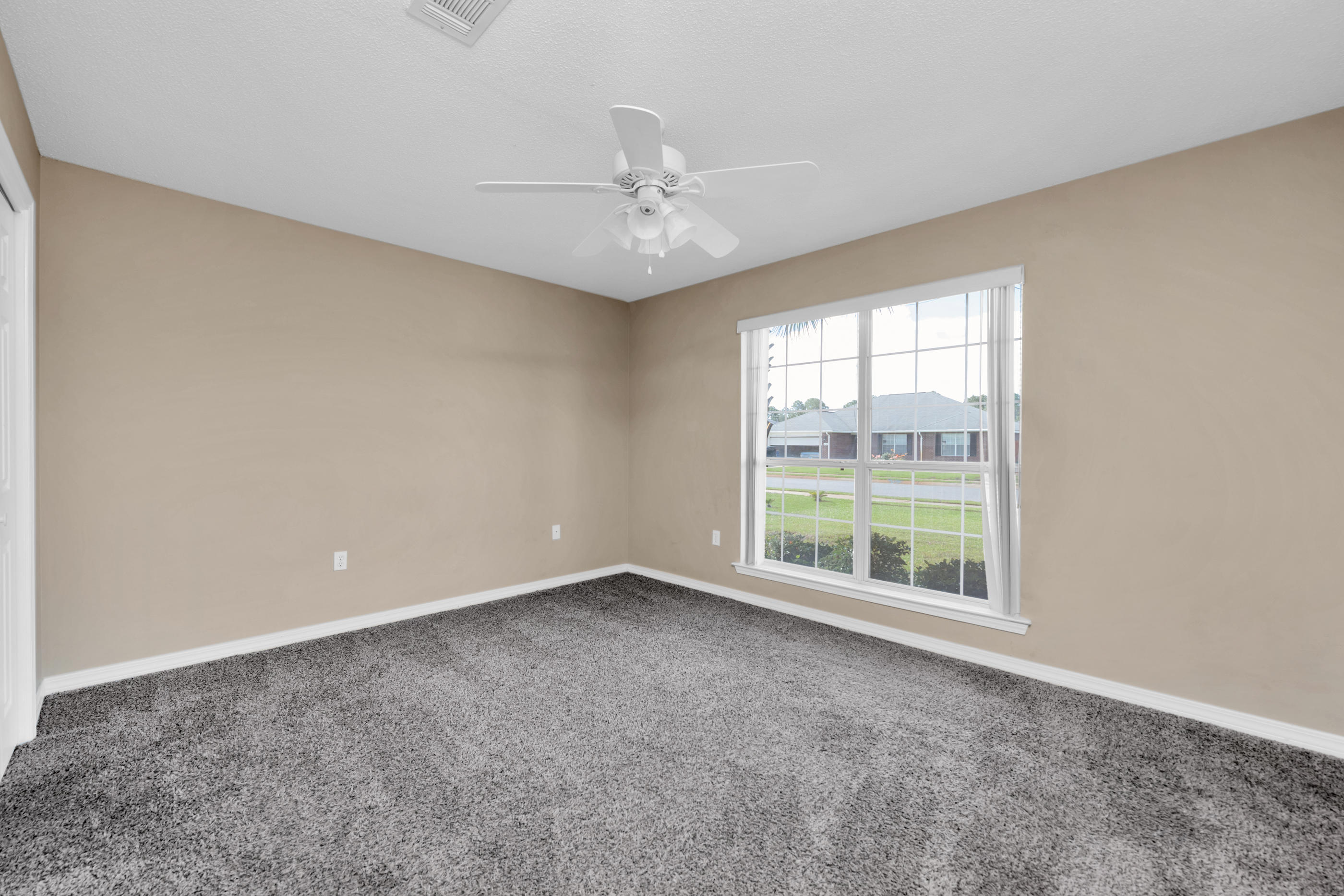 SKY RIDGE ESTATES 1ST ADD - Residential