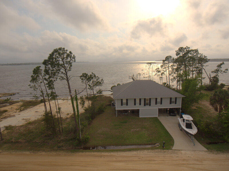 CARRIE BELLS POINT - Residential