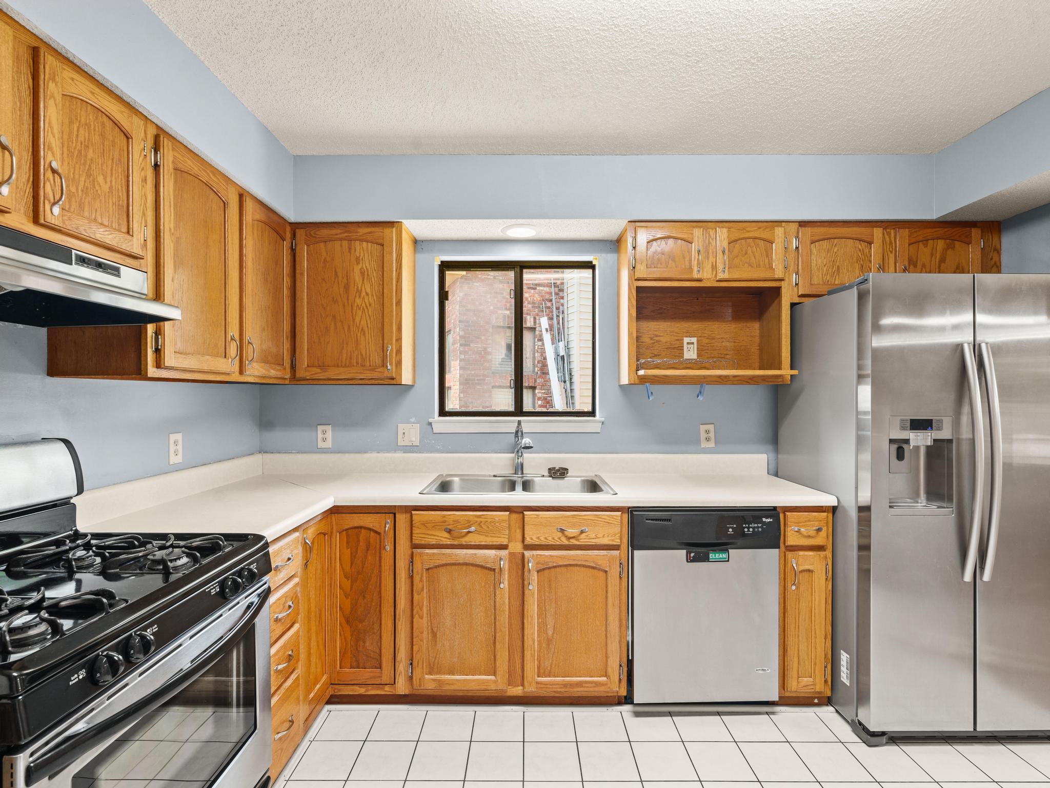 CEDAR RIDGE PH 9 - Residential Lease