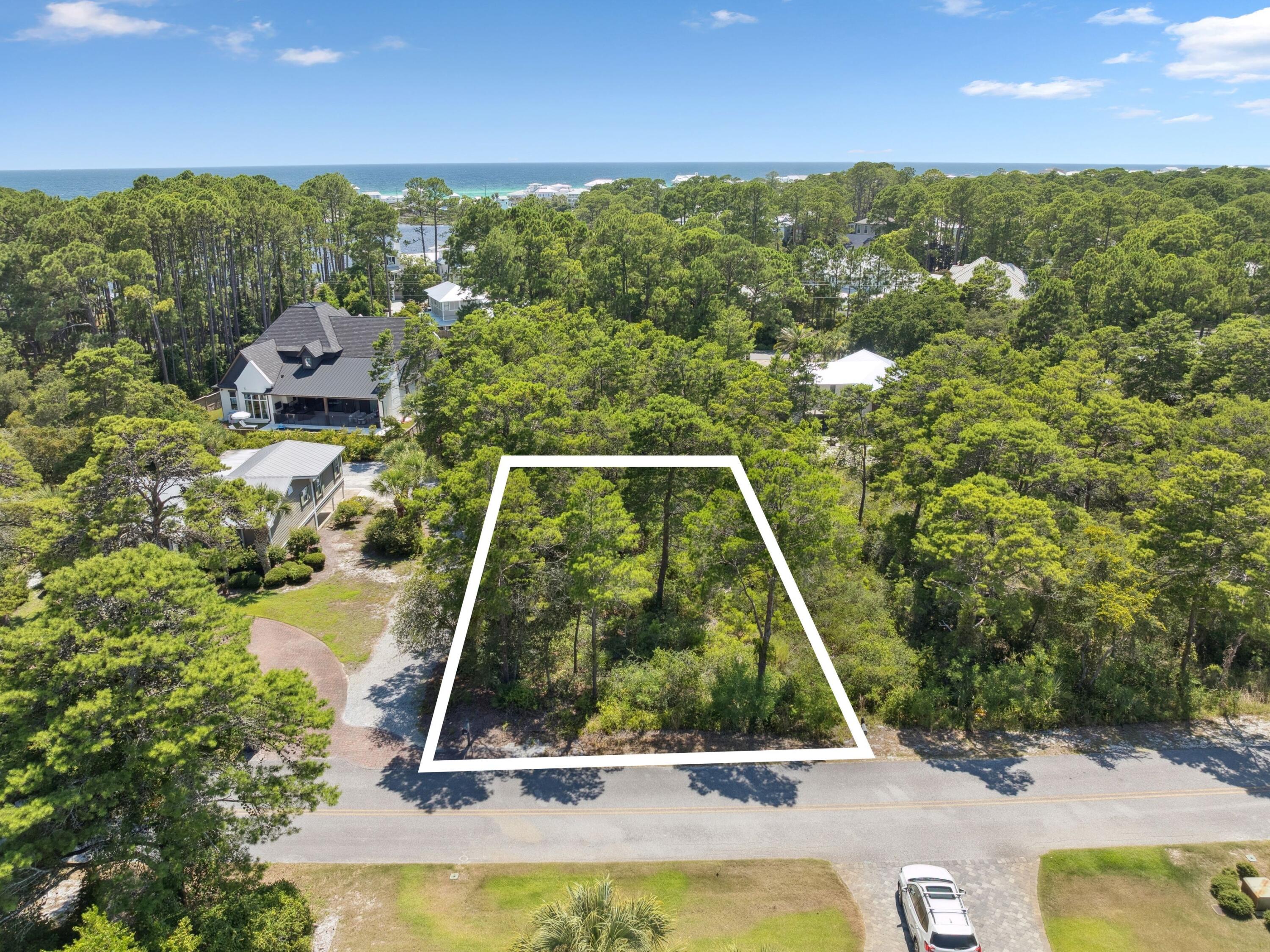 NO RECORDED SUBDIVISION - Land