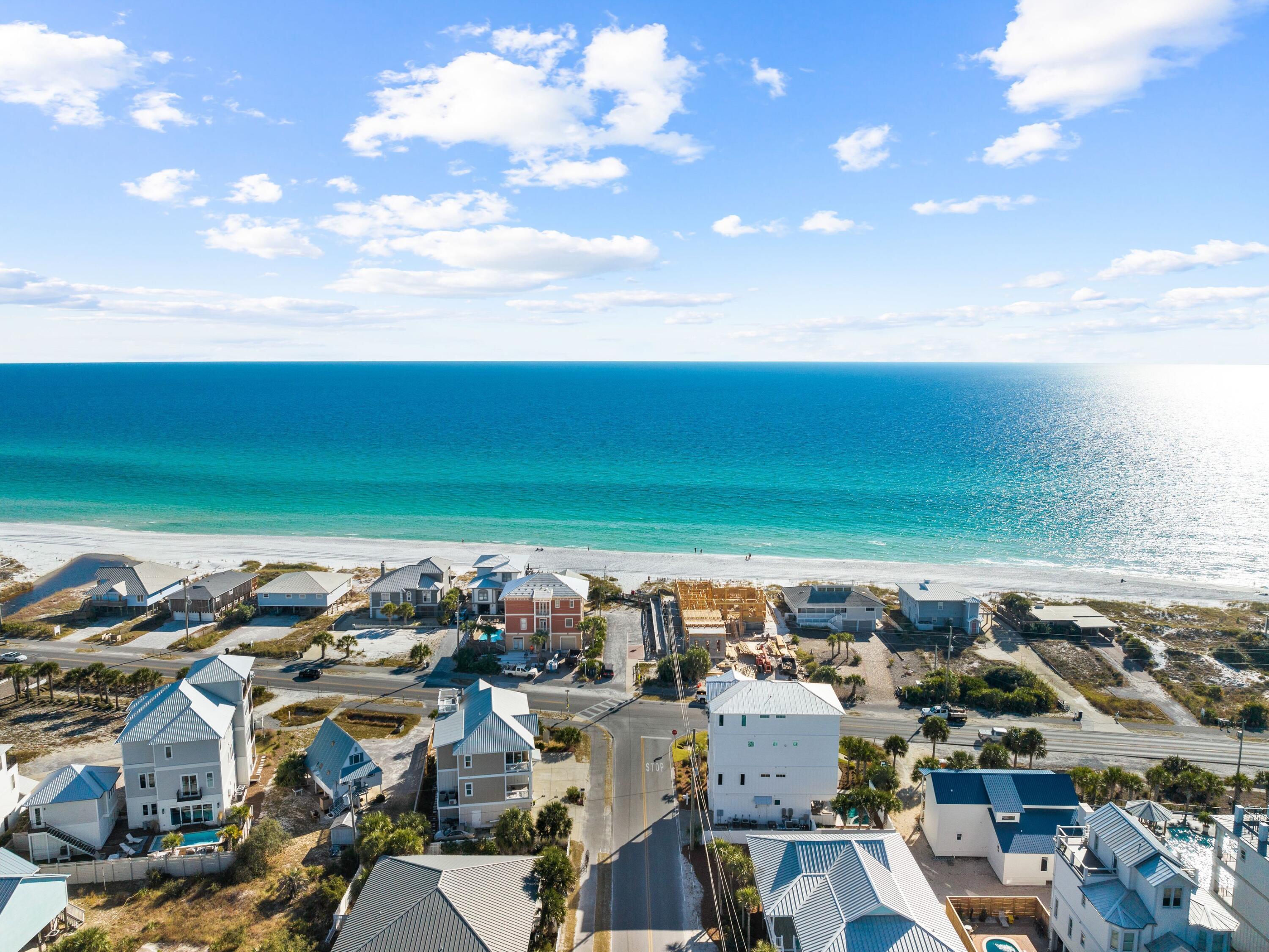 NO RECORDED SUBDIVISION - Land