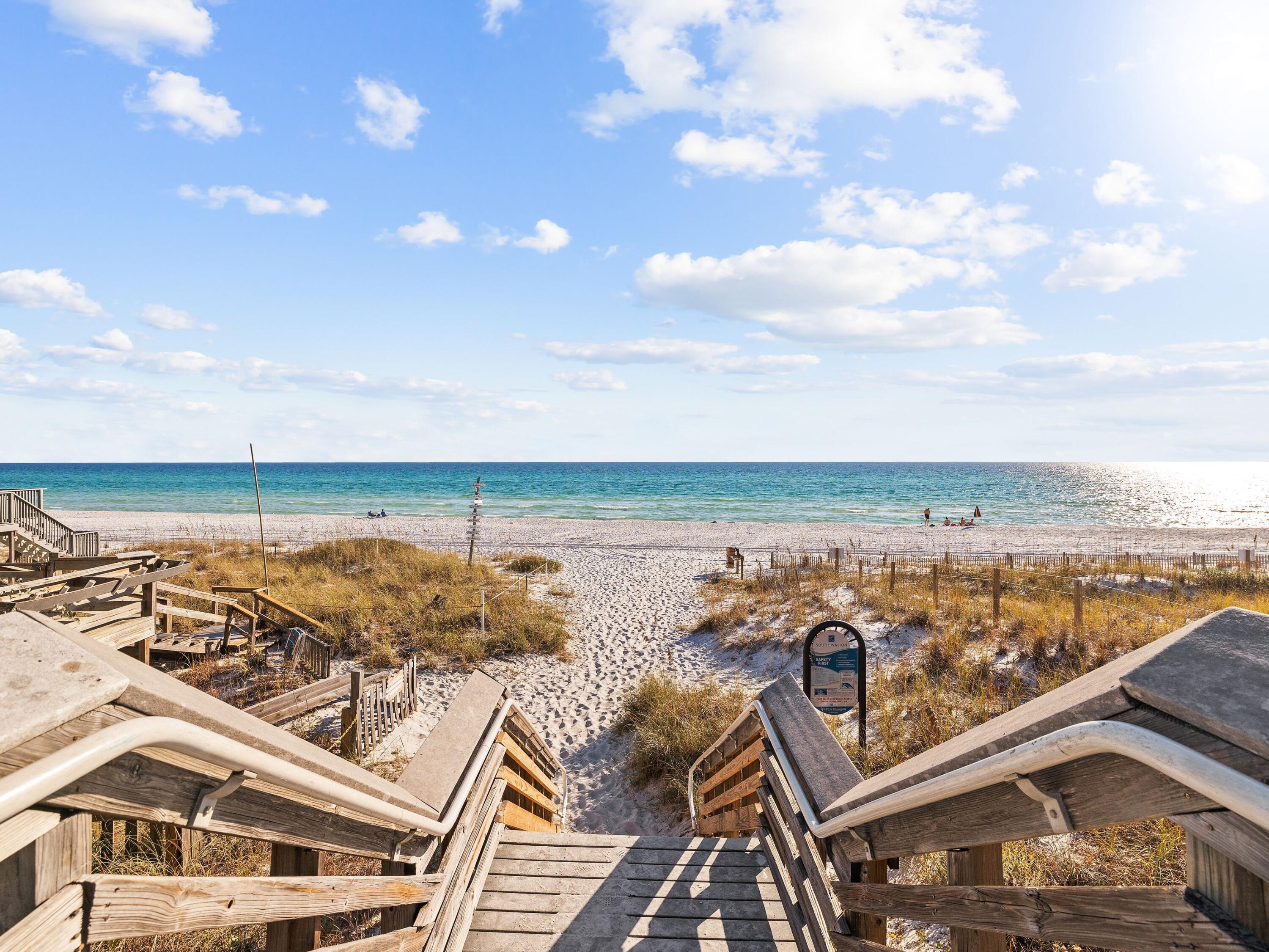 NO RECORDED SUBDIVISION - Land