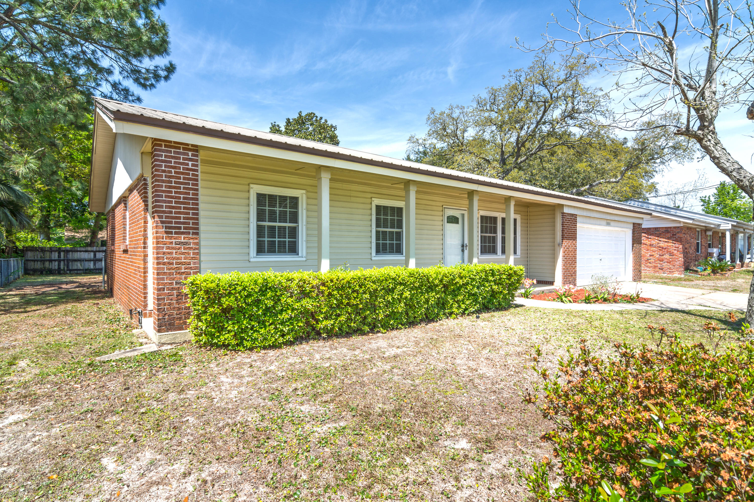 LEOTA MILLER S/D - Residential