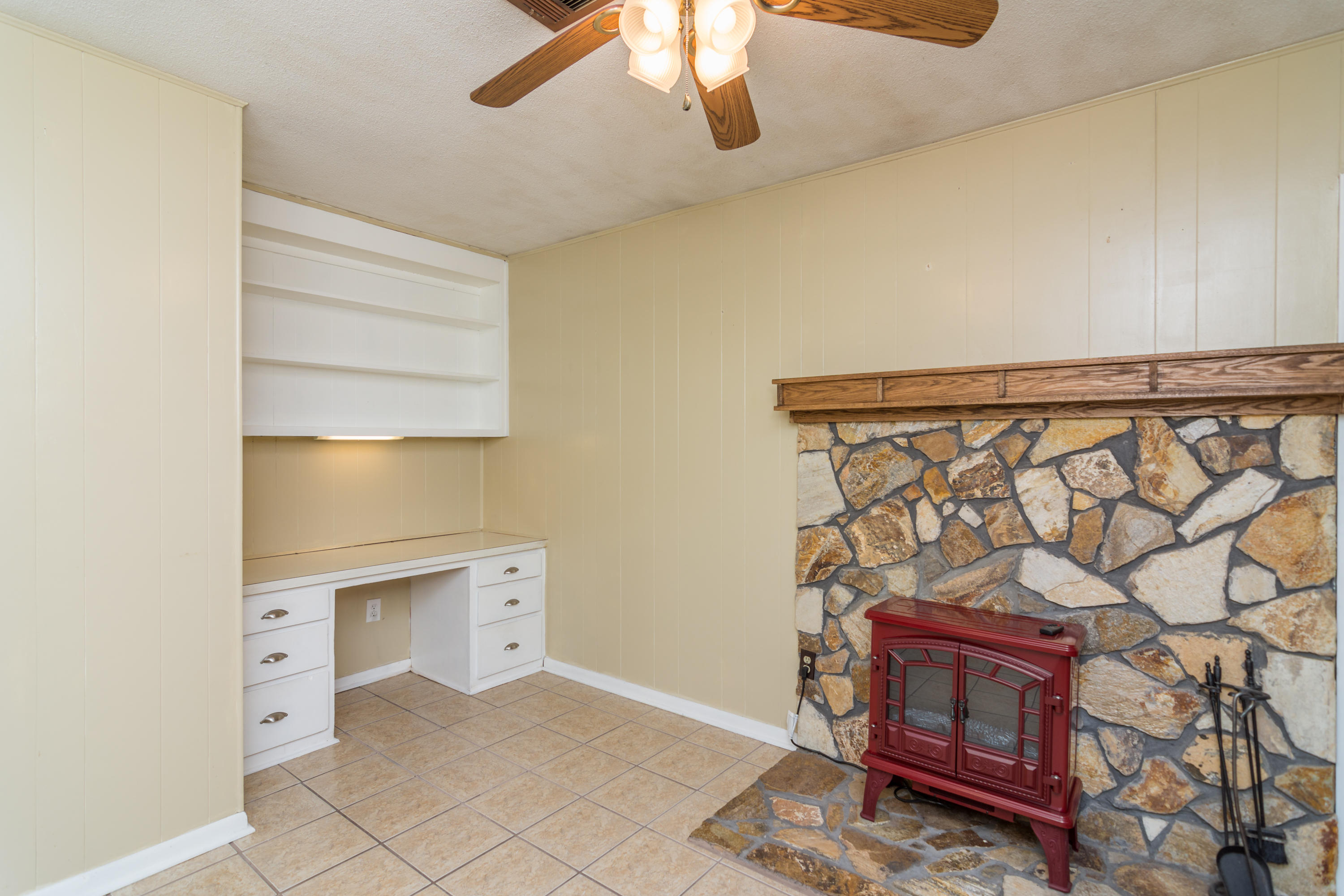 LEOTA MILLER S/D - Residential