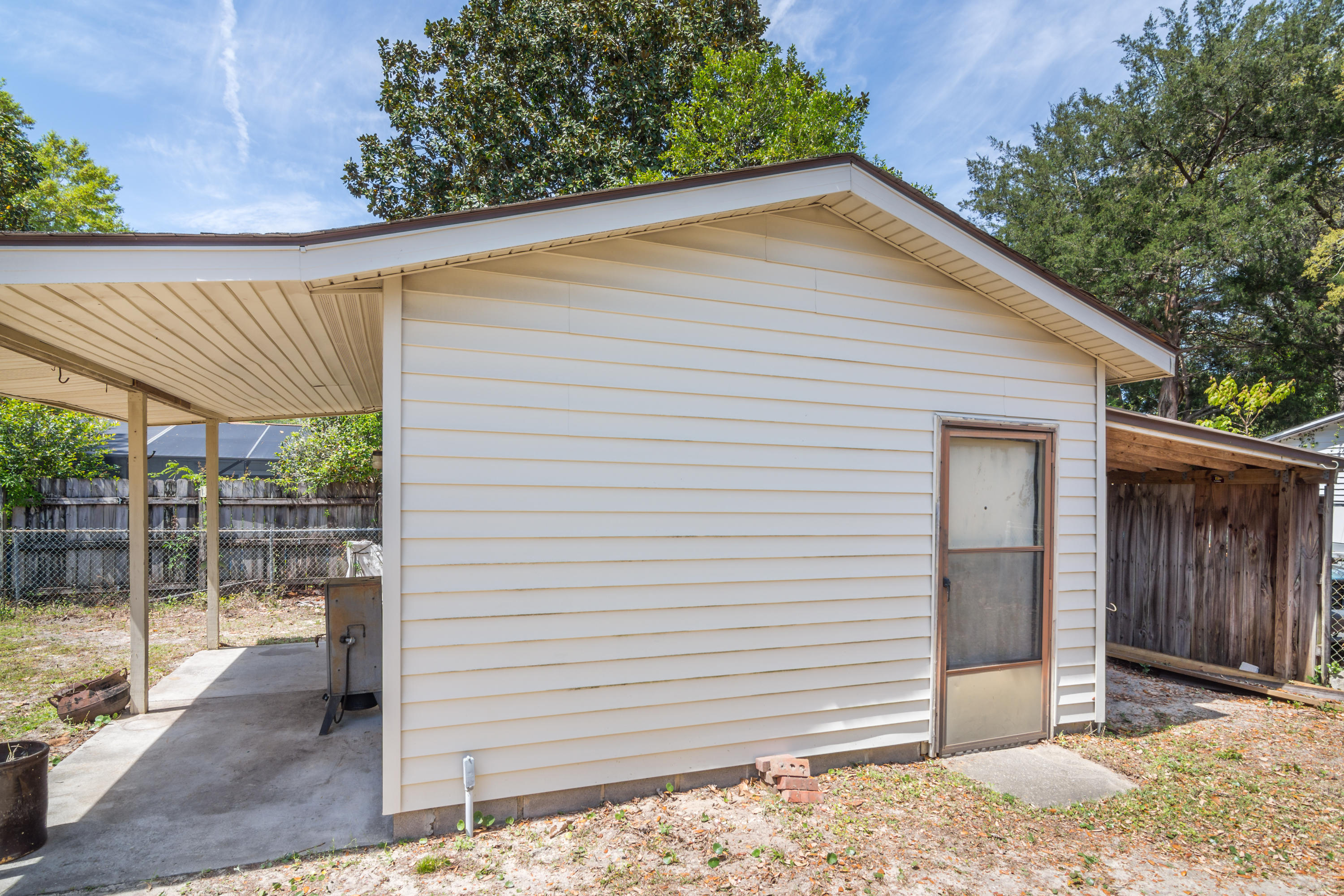 LEOTA MILLER S/D - Residential