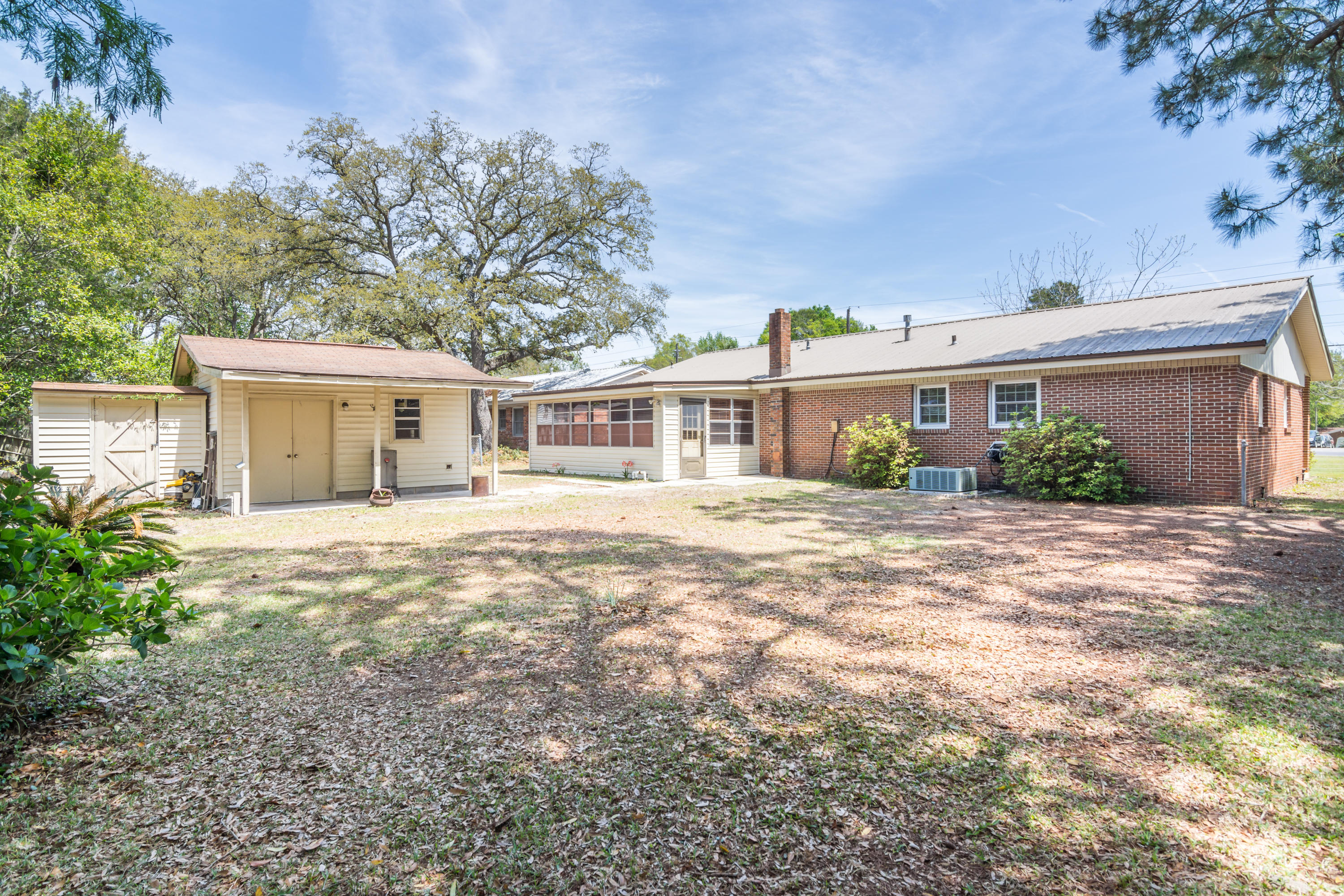 LEOTA MILLER S/D - Residential