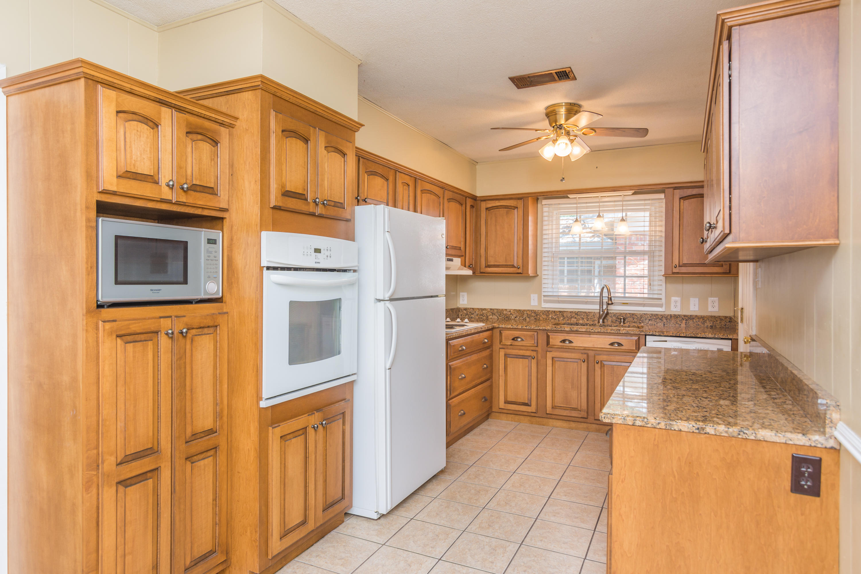 LEOTA MILLER S/D - Residential