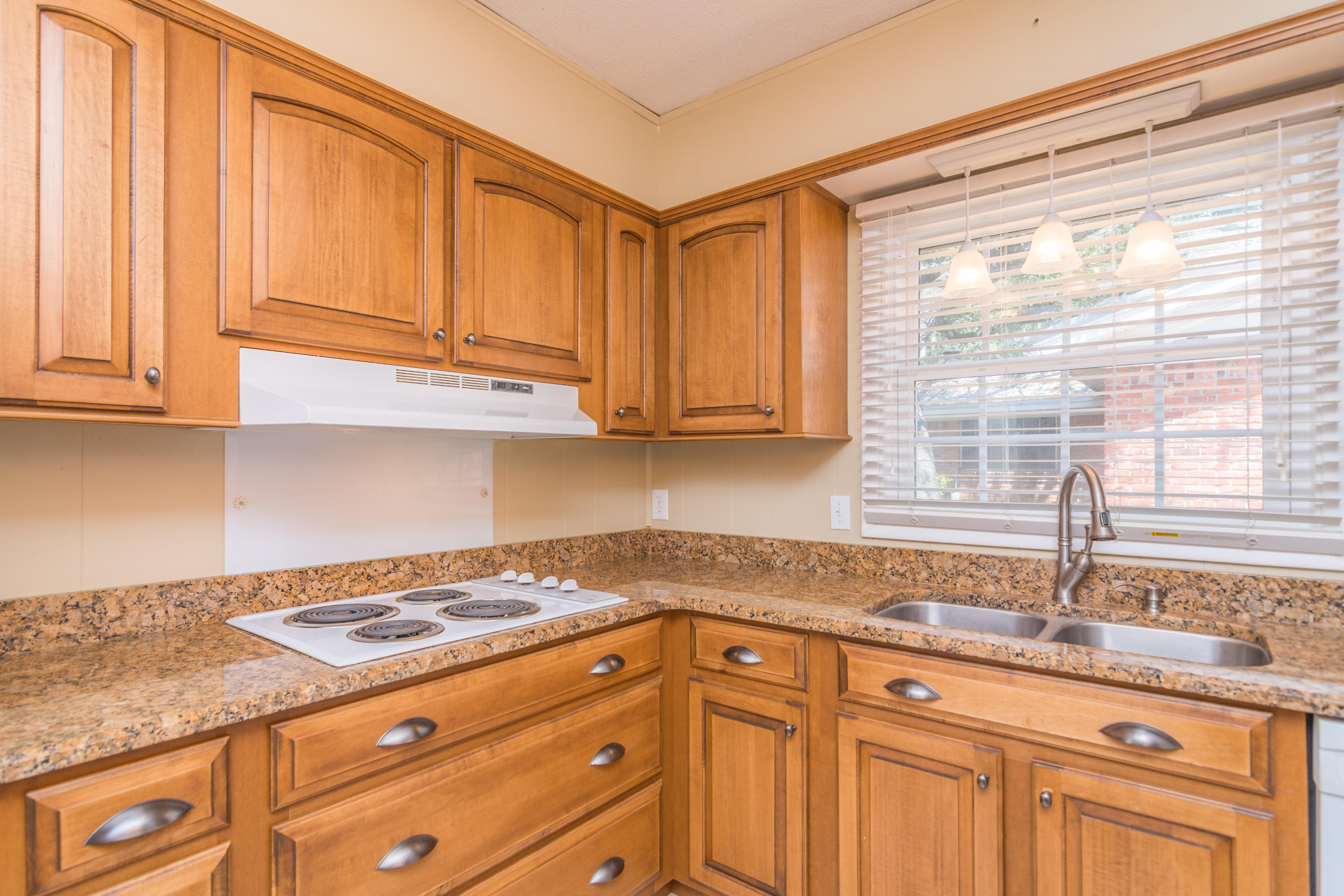 LEOTA MILLER S/D - Residential