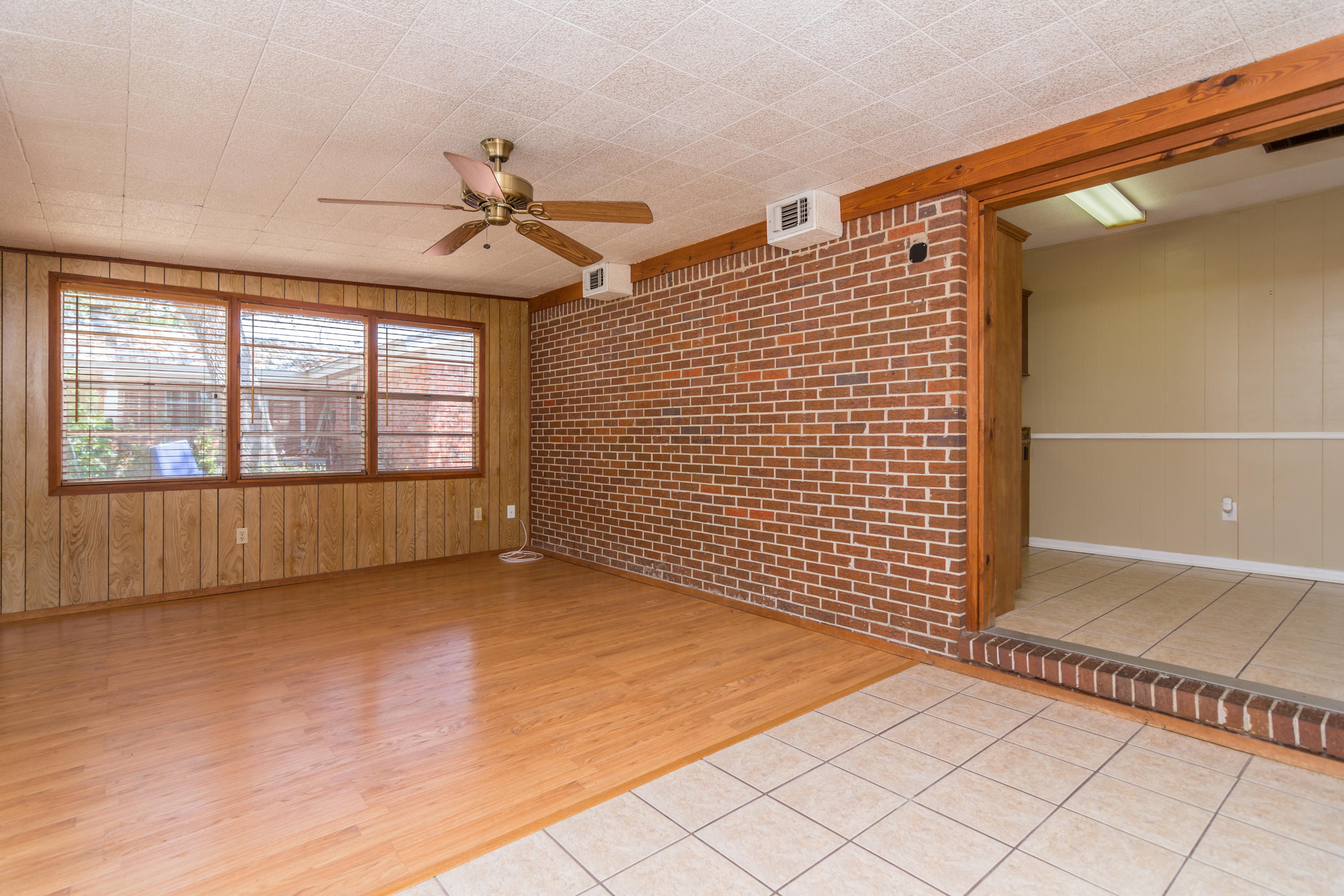 LEOTA MILLER S/D - Residential