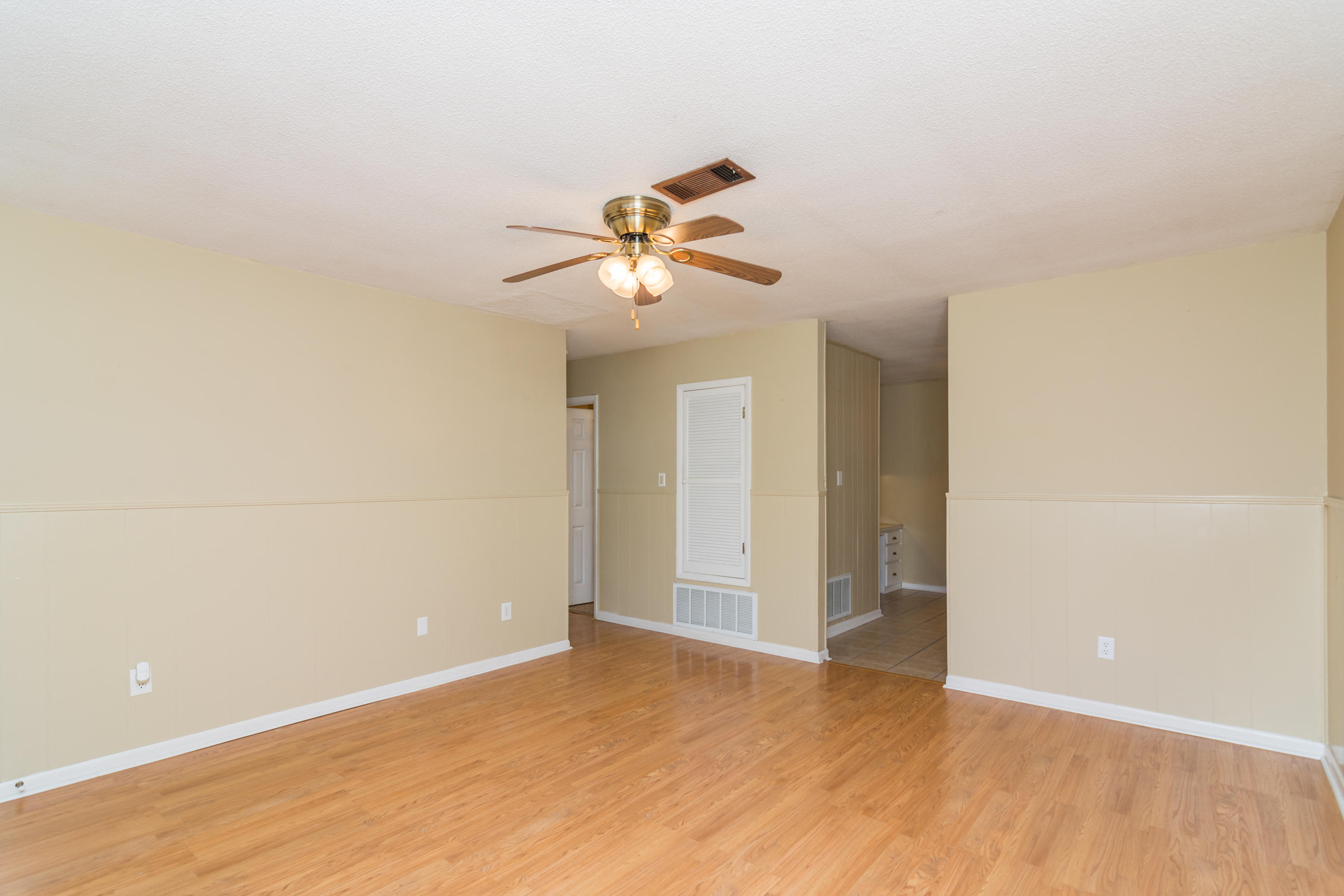 LEOTA MILLER S/D - Residential