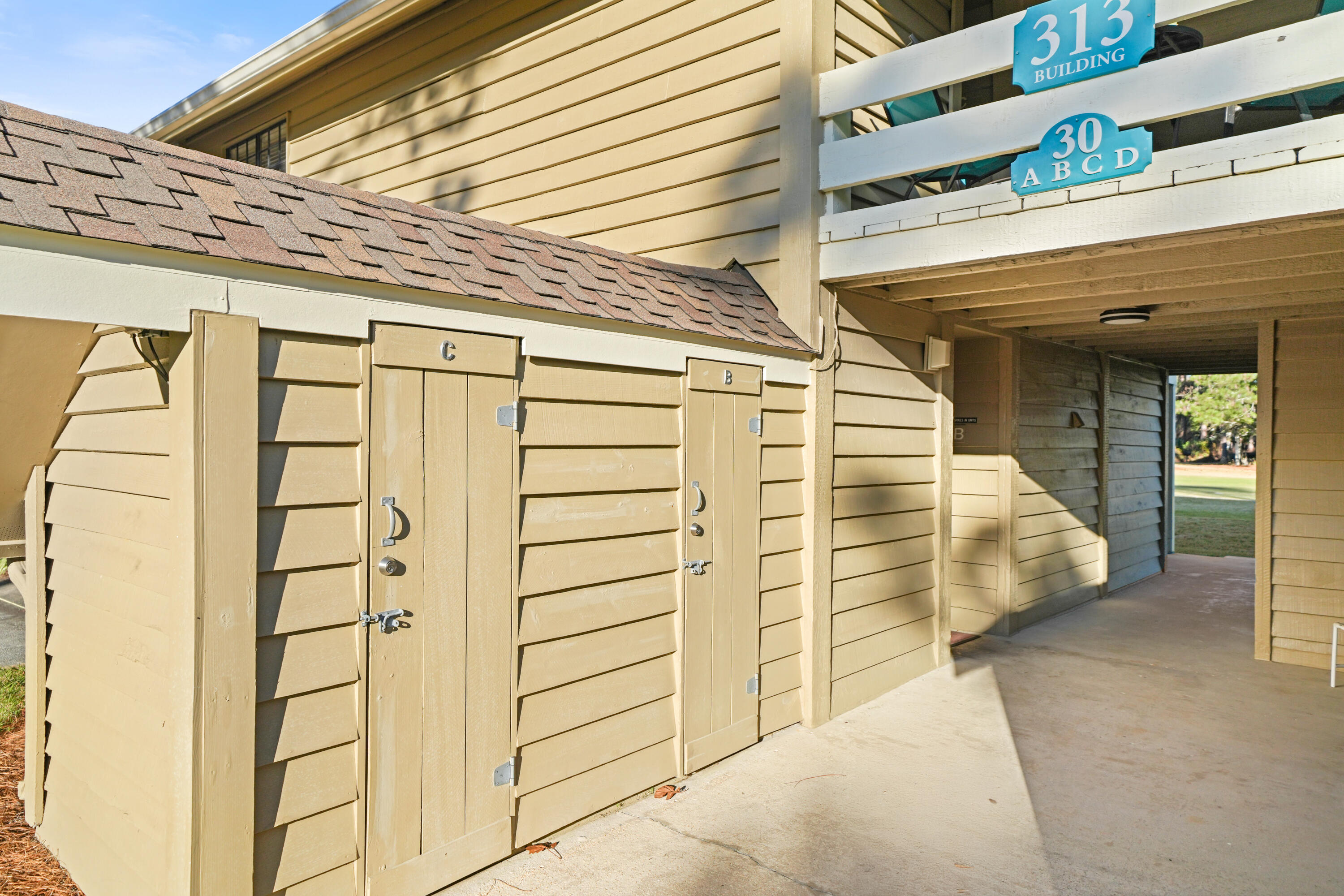 SEASCAPE CONDO GARDEN VILLA - Residential